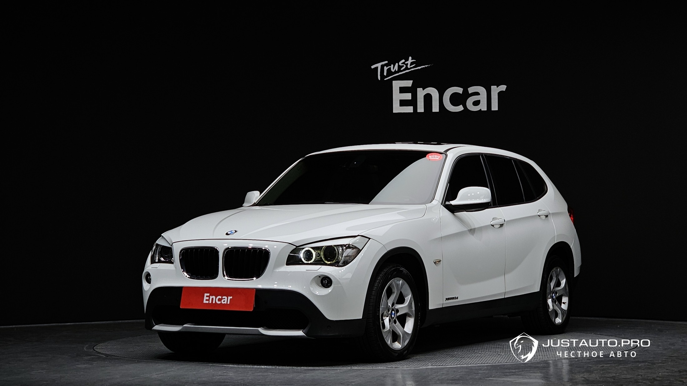 Автомобиль BMW X1