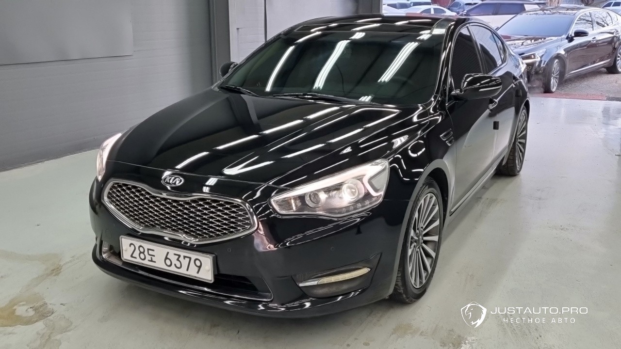 Автомобиль Kia K7