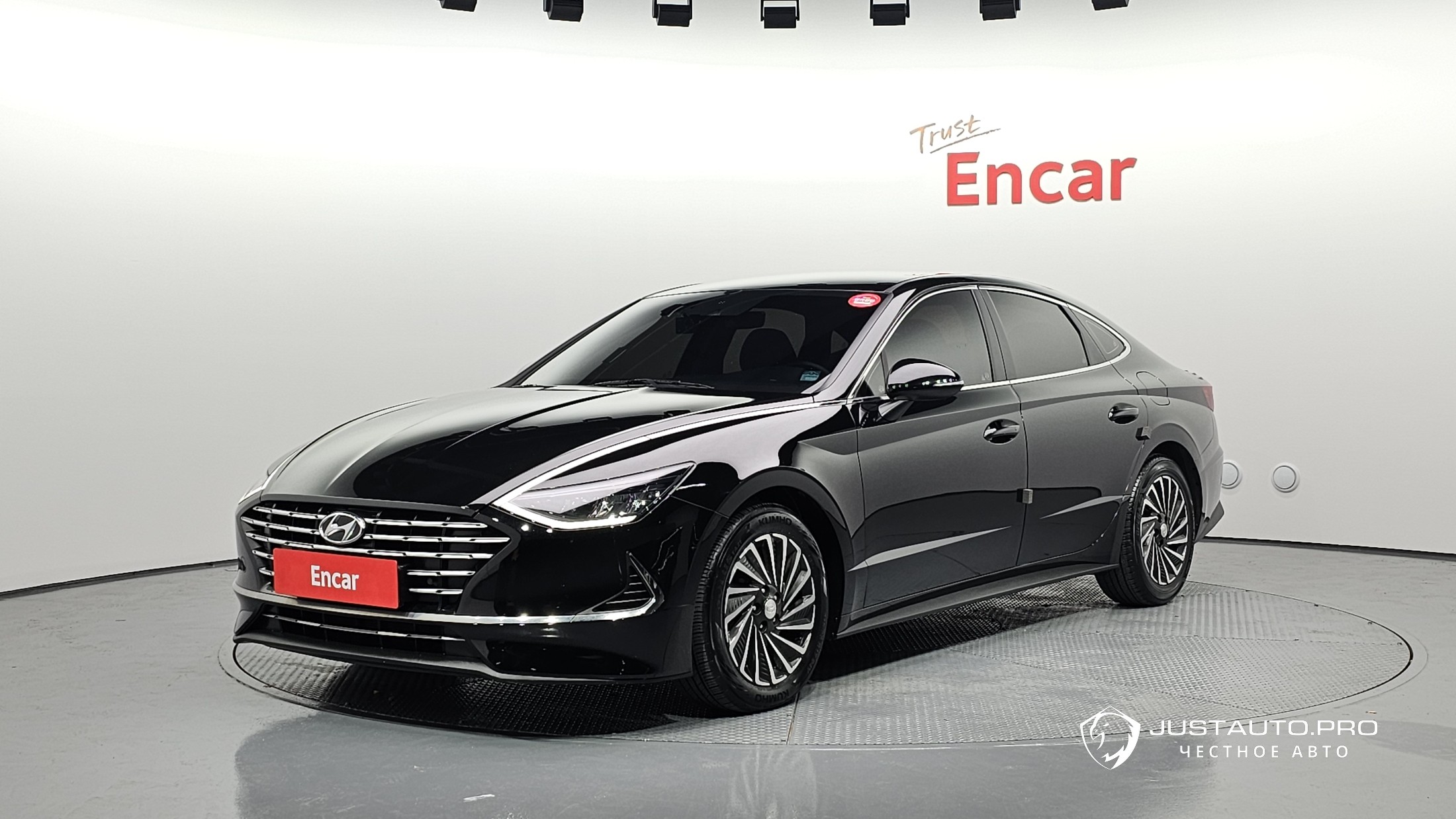 Автомобиль Hyundai Sonata