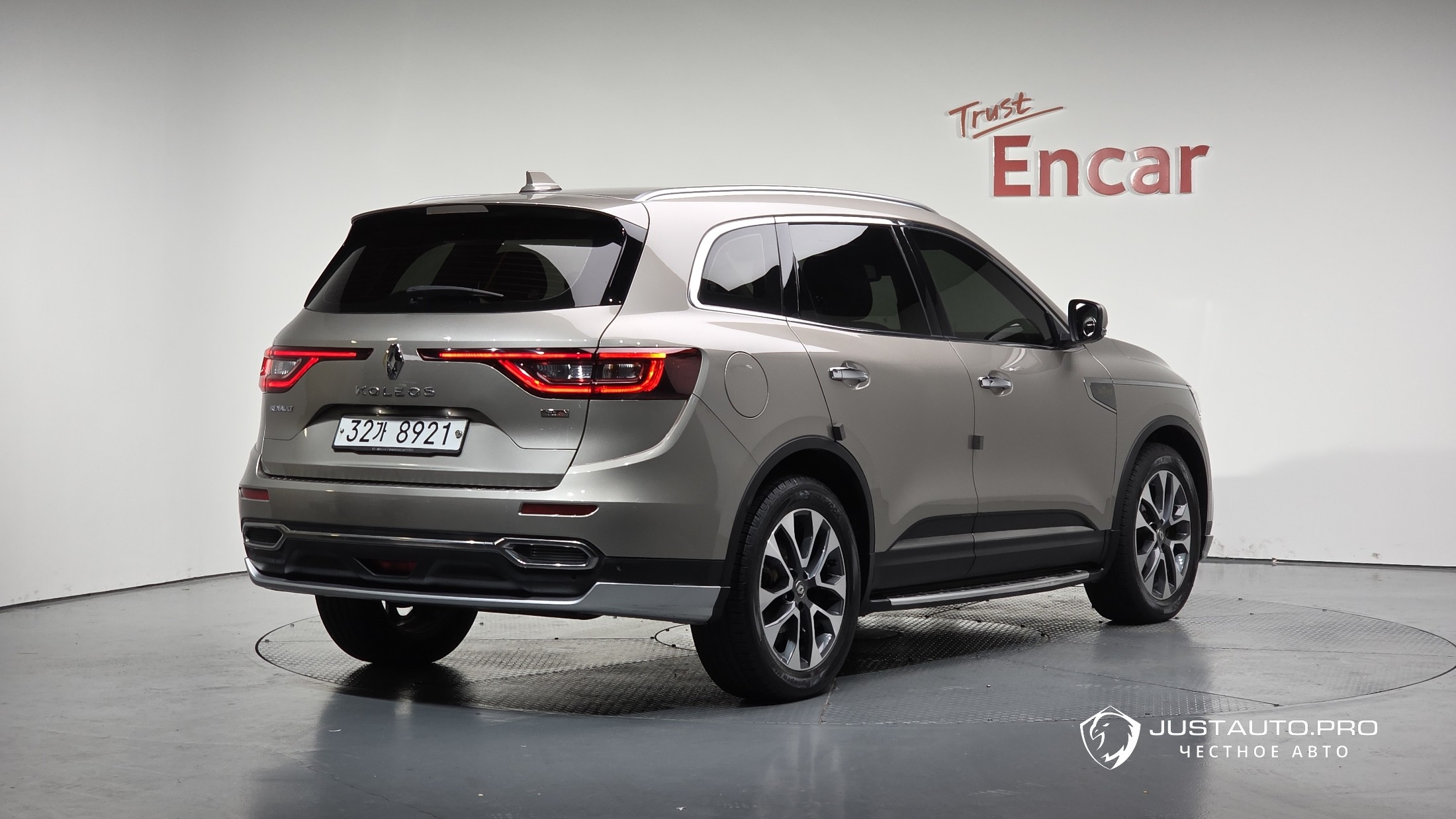 Автомобиль Renault-KoreaSamsung QM6