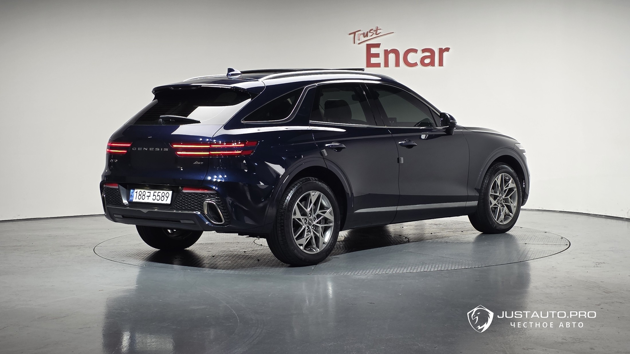 Автомобиль Genesis GV70