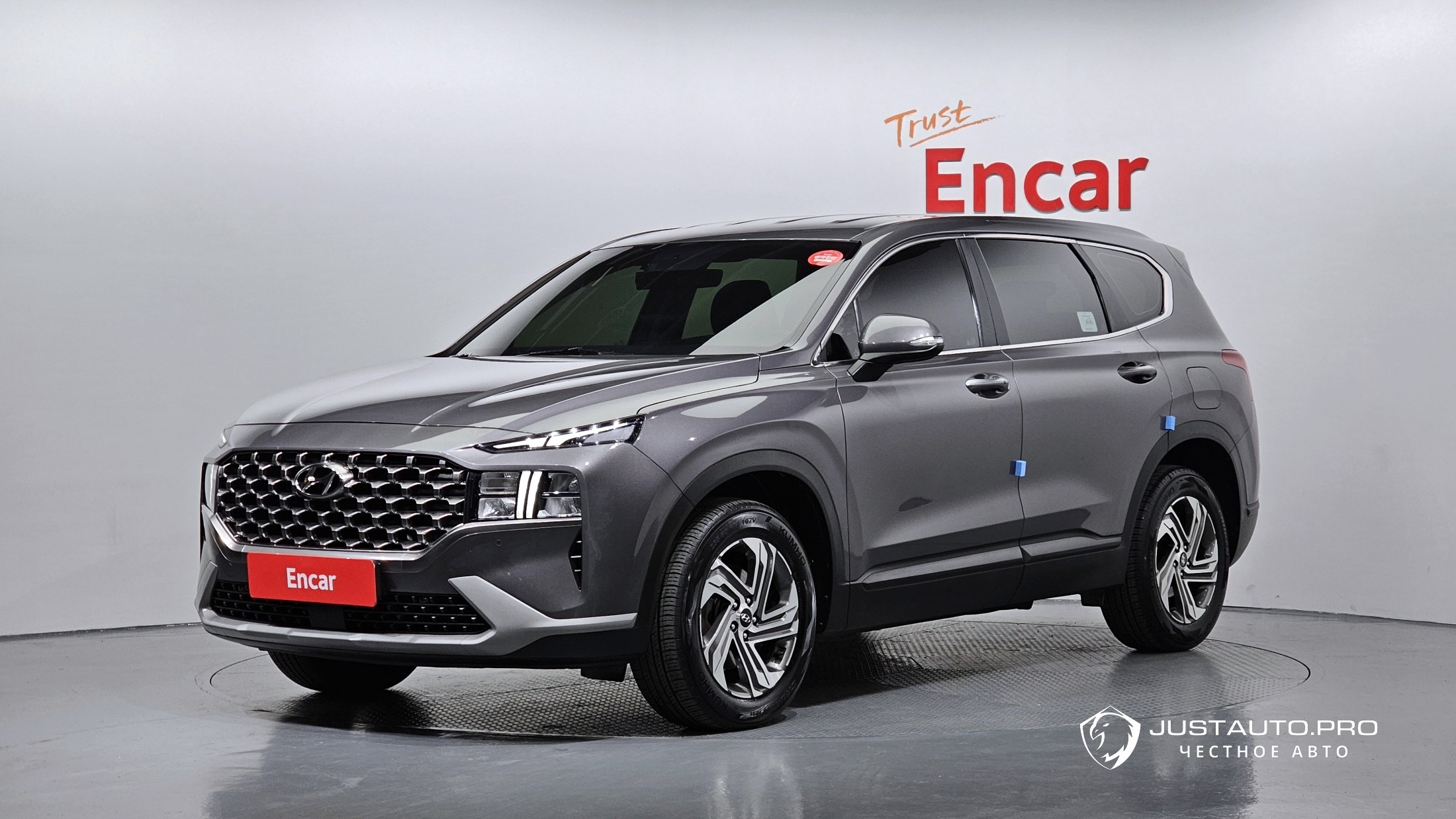 Автомобиль Hyundai Santafe