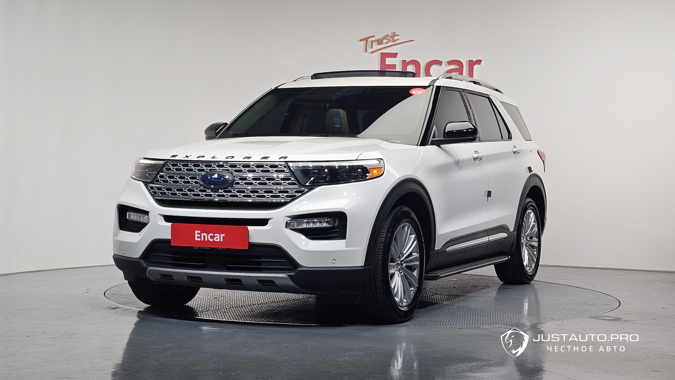 Автомобиль Ford Explorer