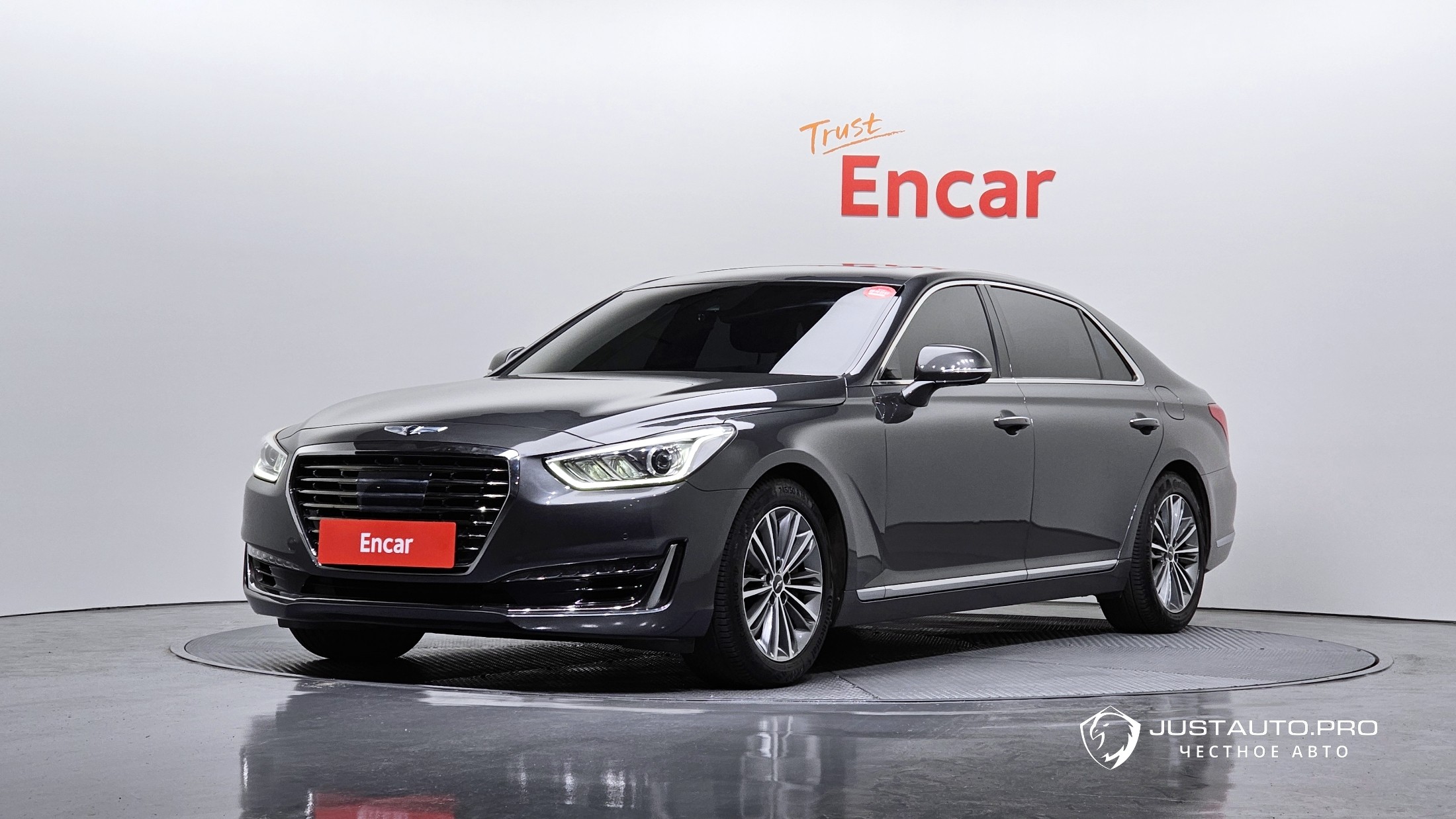 Автомобиль Genesis EQ900