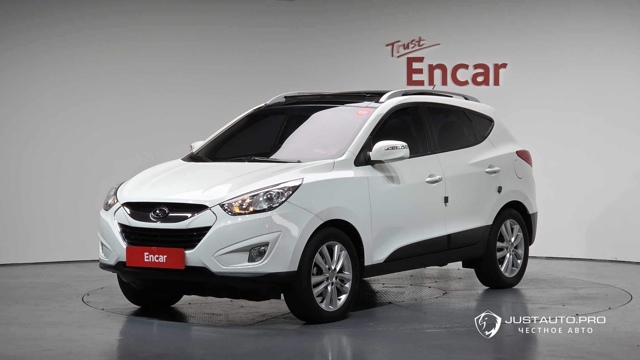 Автомобиль Hyundai Tucson