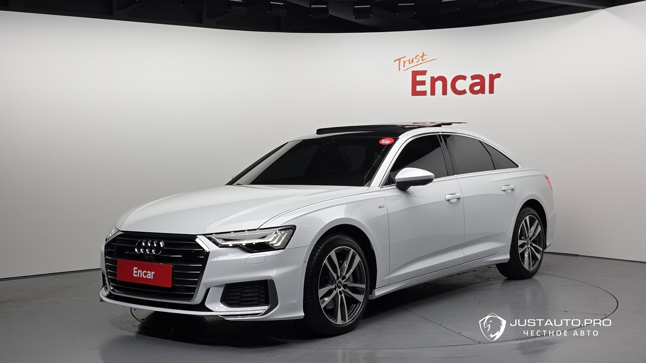 Автомобиль Audi A6