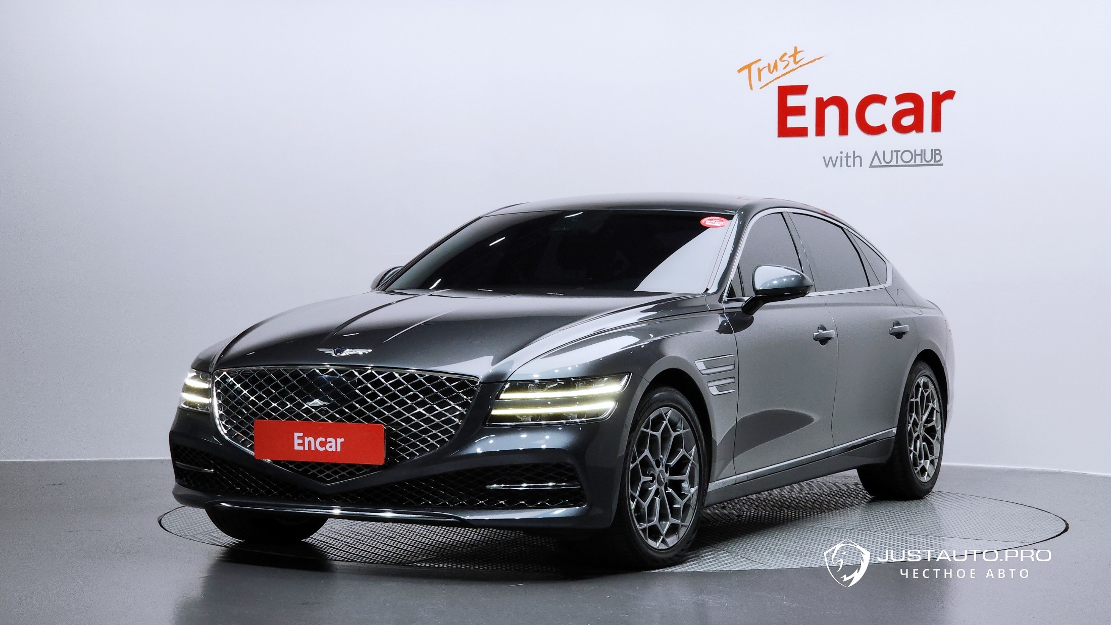 Автомобиль Genesis G80