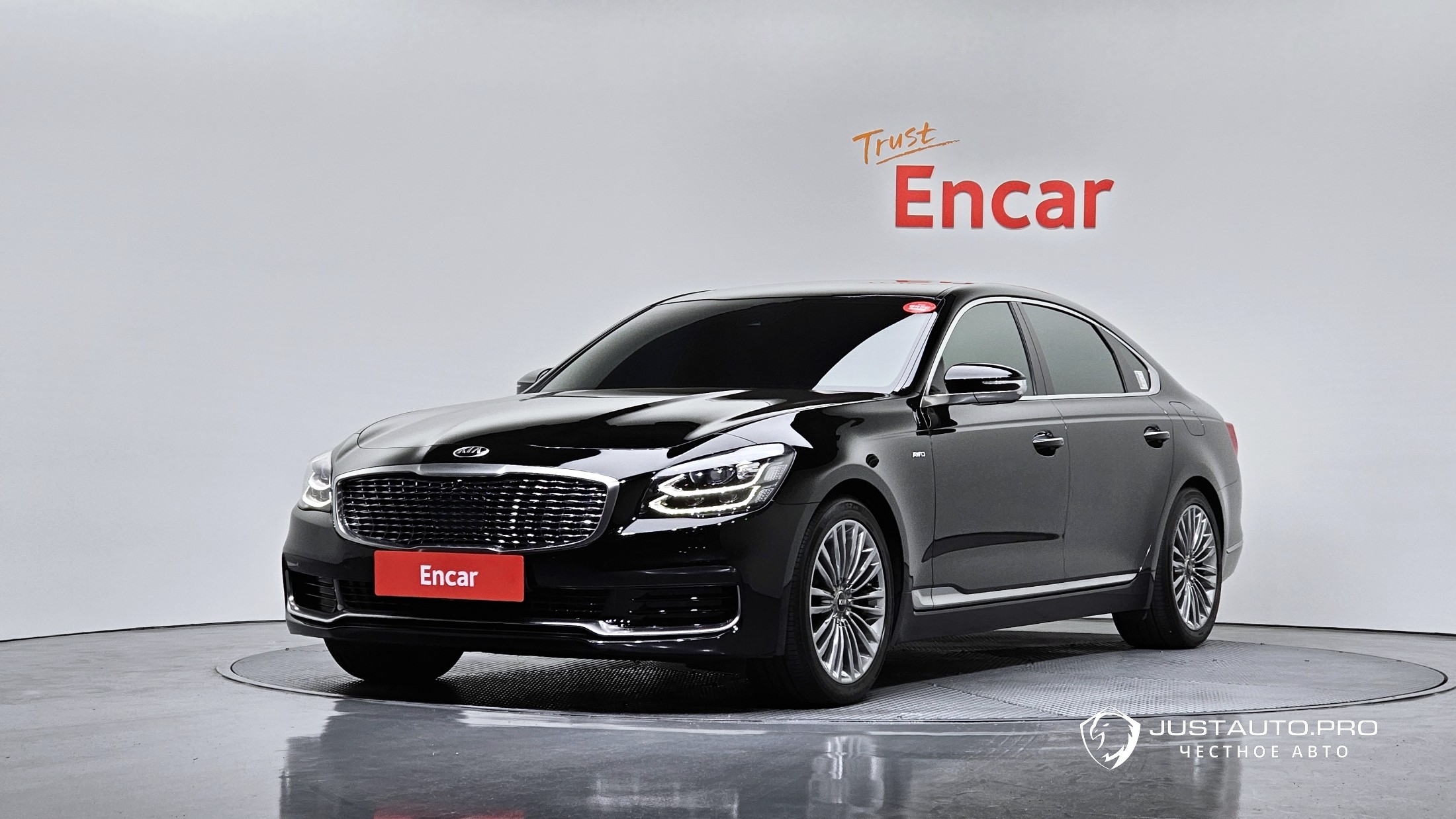 Автомобиль Kia K9