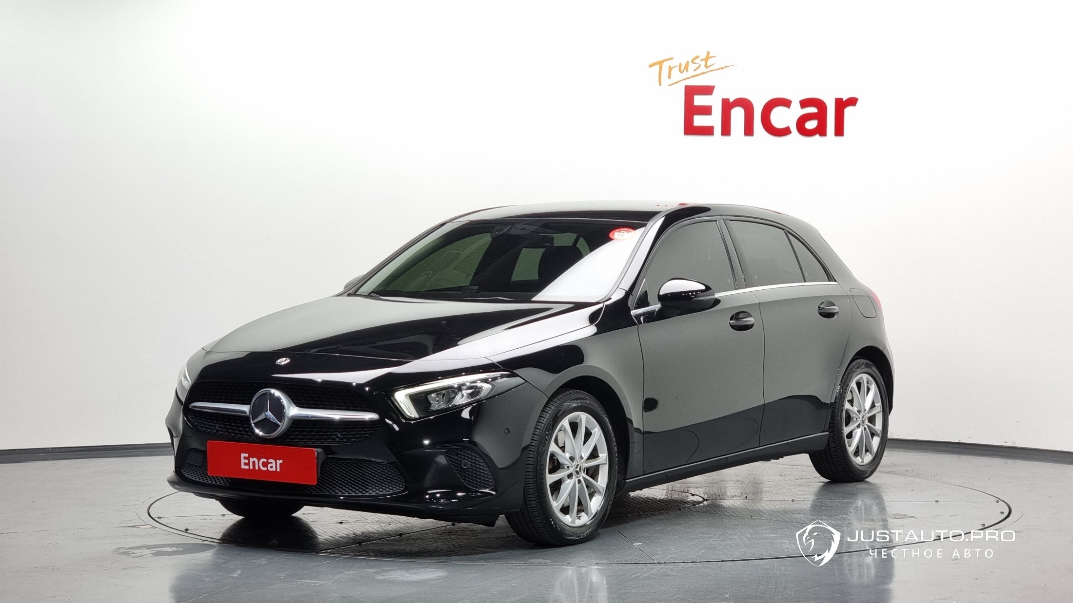 Автомобиль Mercedes-Benz A-Class