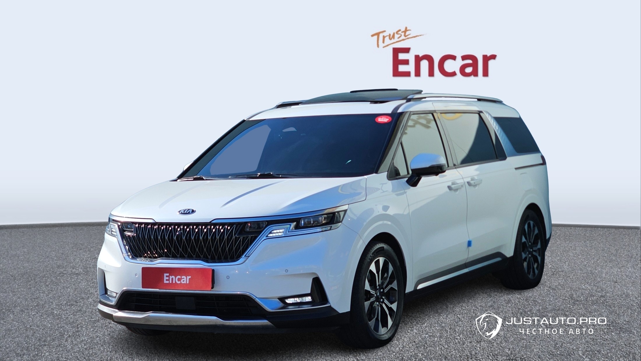 Автомобиль Kia Canival