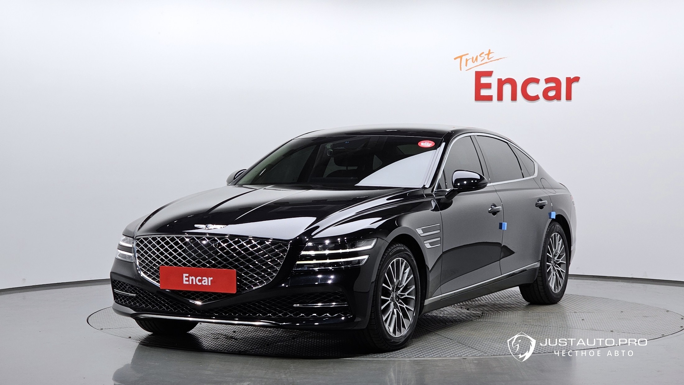 Автомобиль Genesis G80