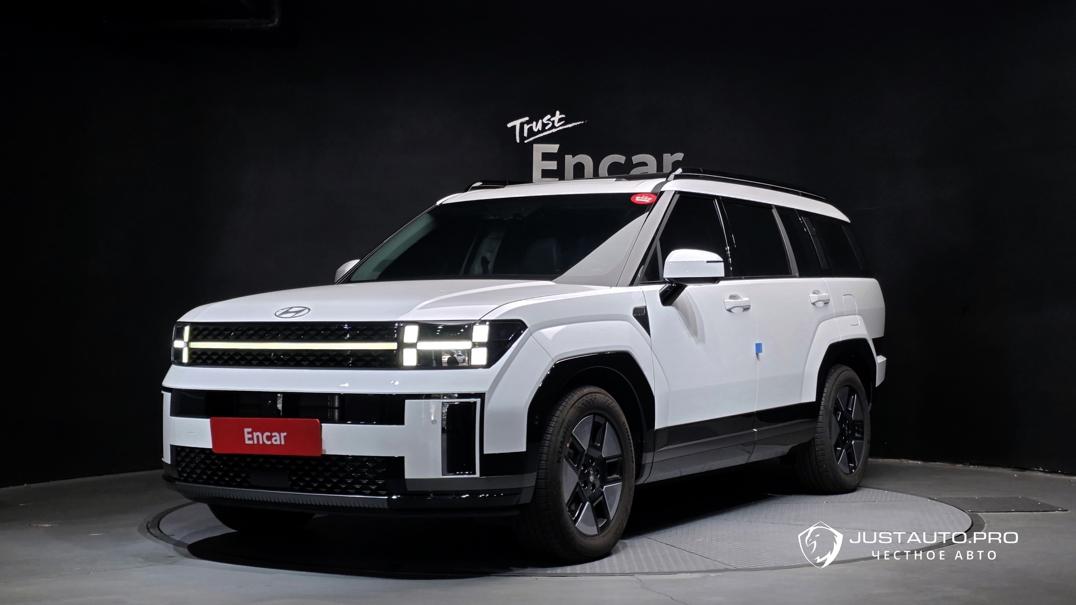 Автомобиль Hyundai Santafe