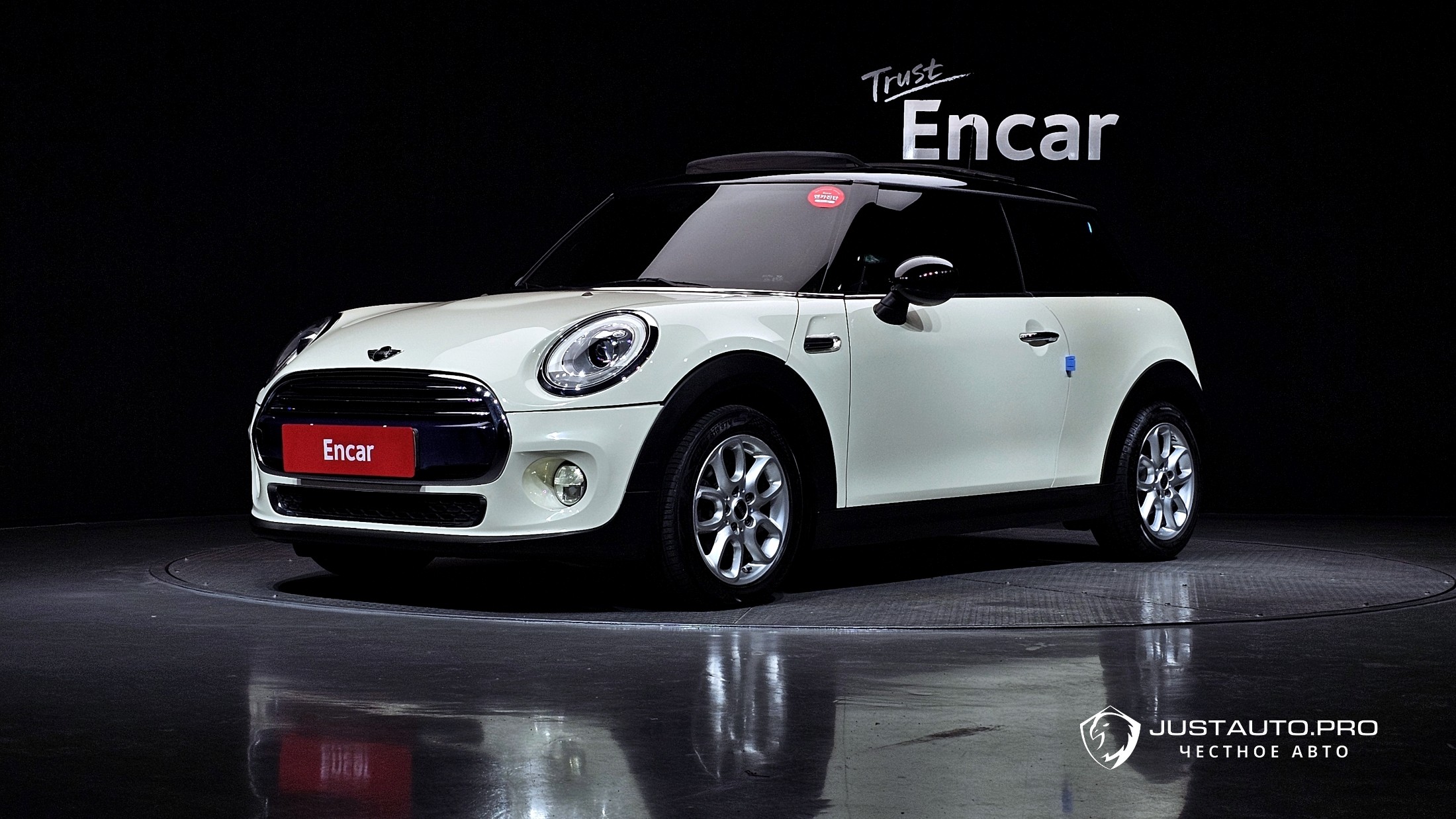 Автомобиль Mini Cooper