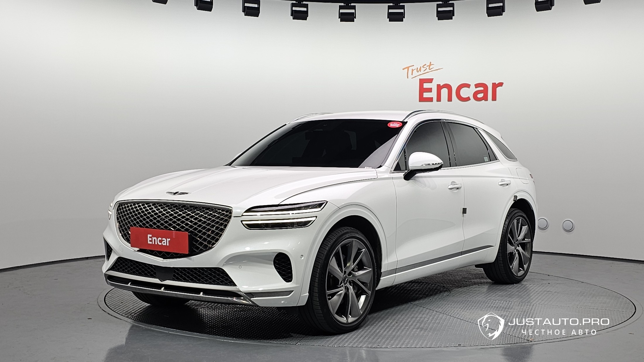 Автомобиль Genesis GV70