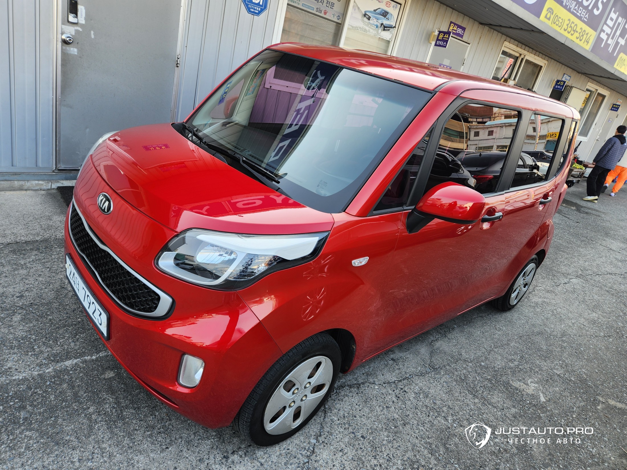 Автомобиль Kia RAY