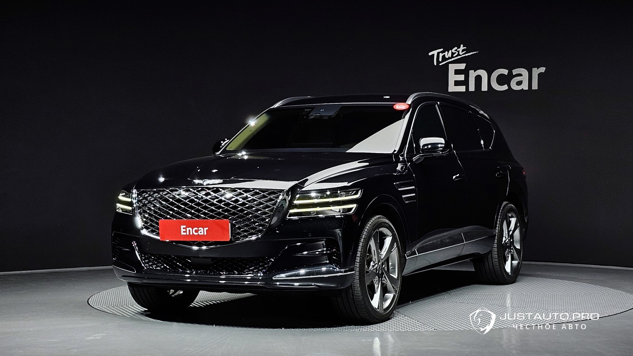 Автомобиль Genesis GV80