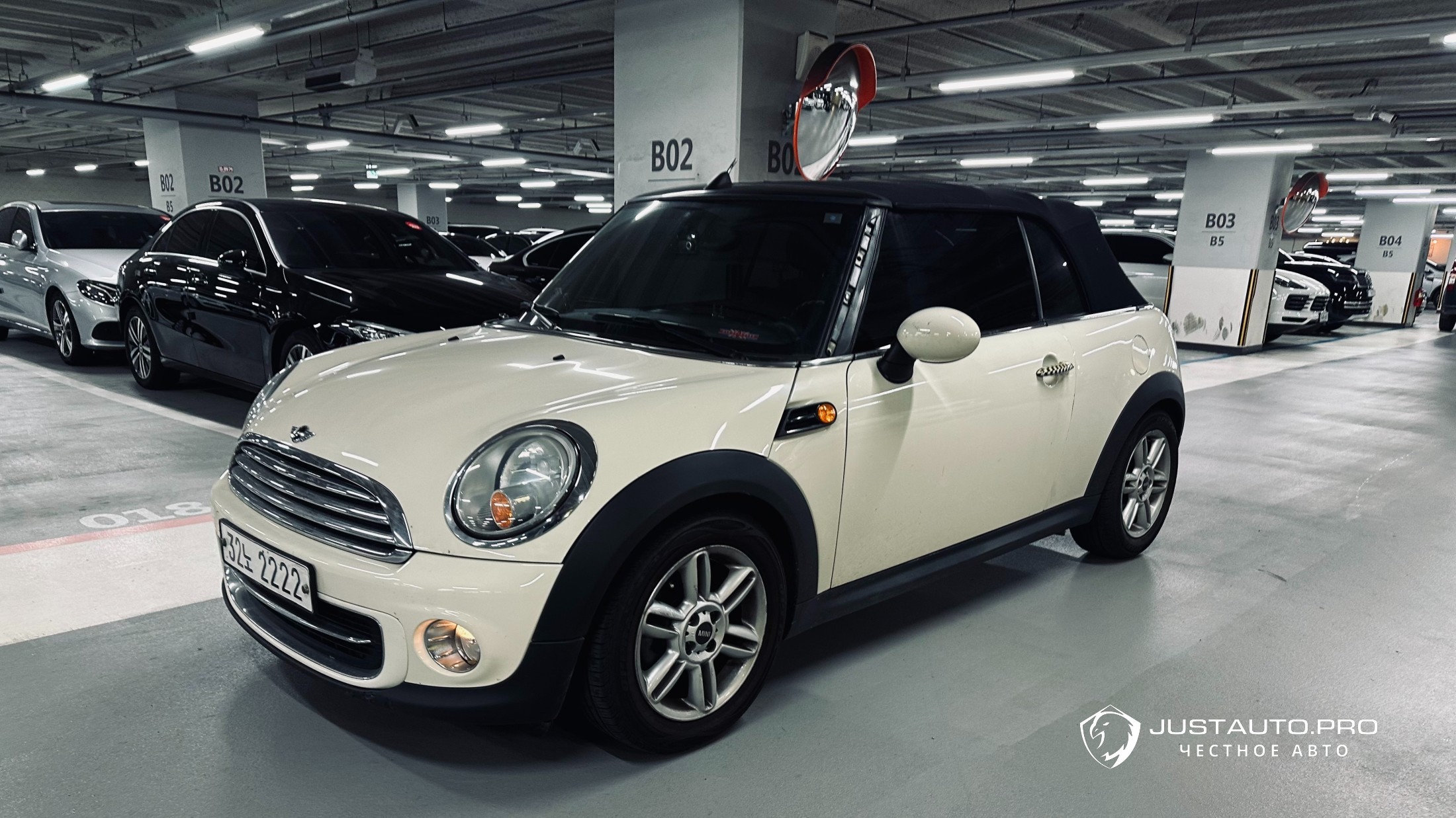 Автомобиль Mini Cooper Convertible