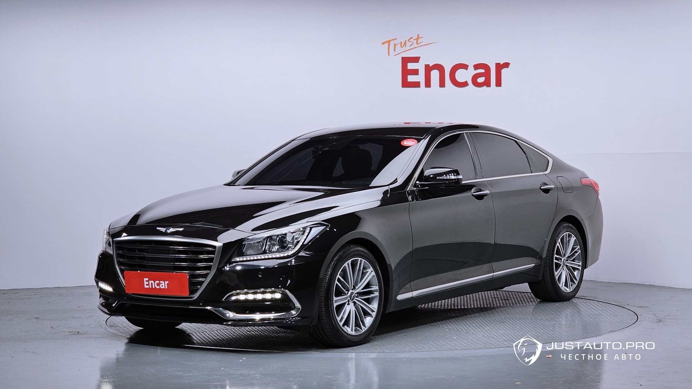 Автомобиль Genesis G80