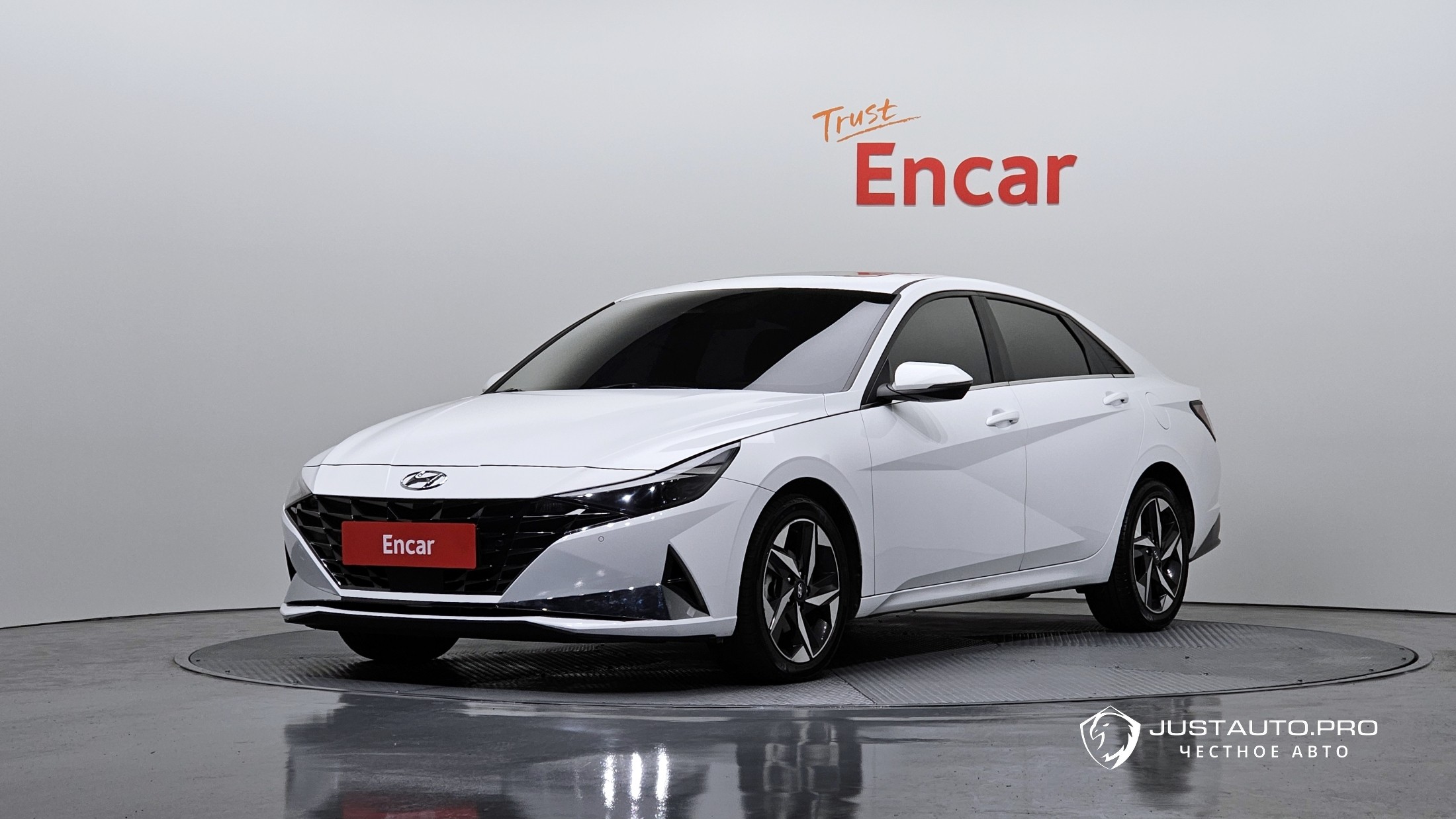 Автомобиль Hyundai AVANTE