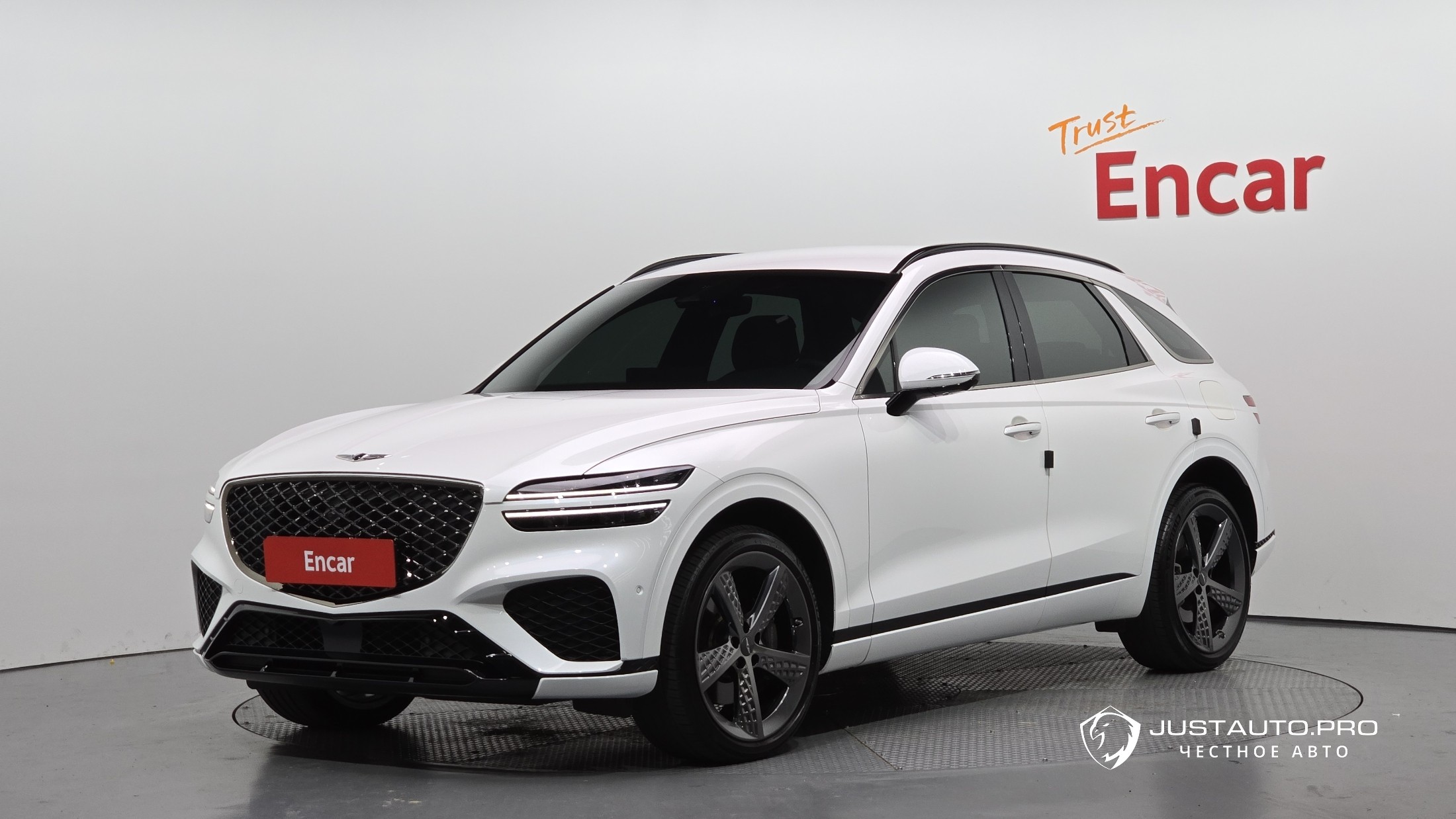 Автомобиль Genesis GV70