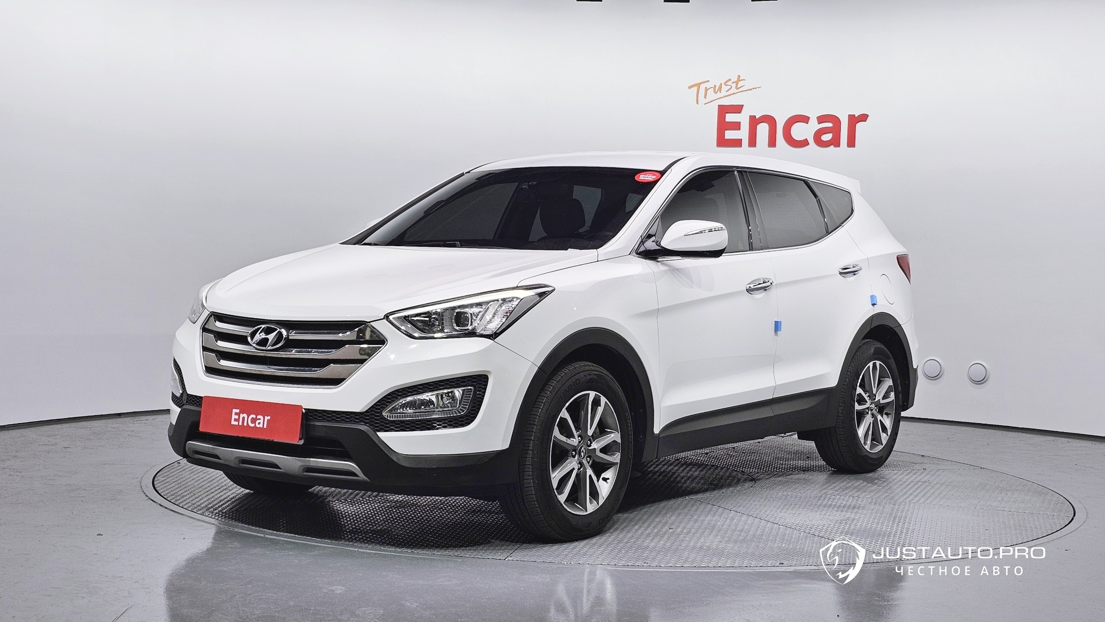 Автомобиль Hyundai Santafe