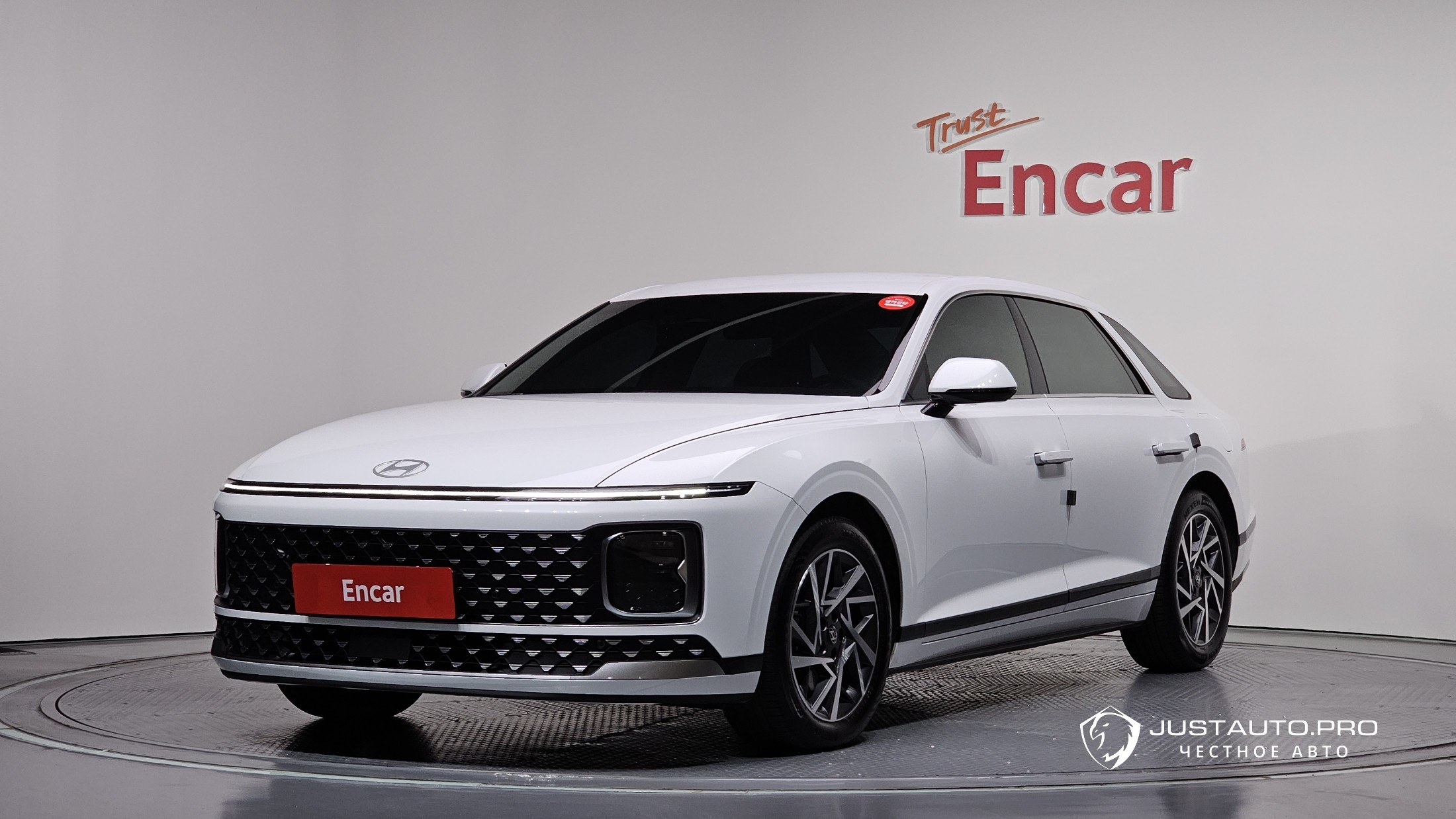 Автомобиль Hyundai Grandeur