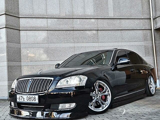 Автомобиль KG_Mobility_Ssangyong Chairman