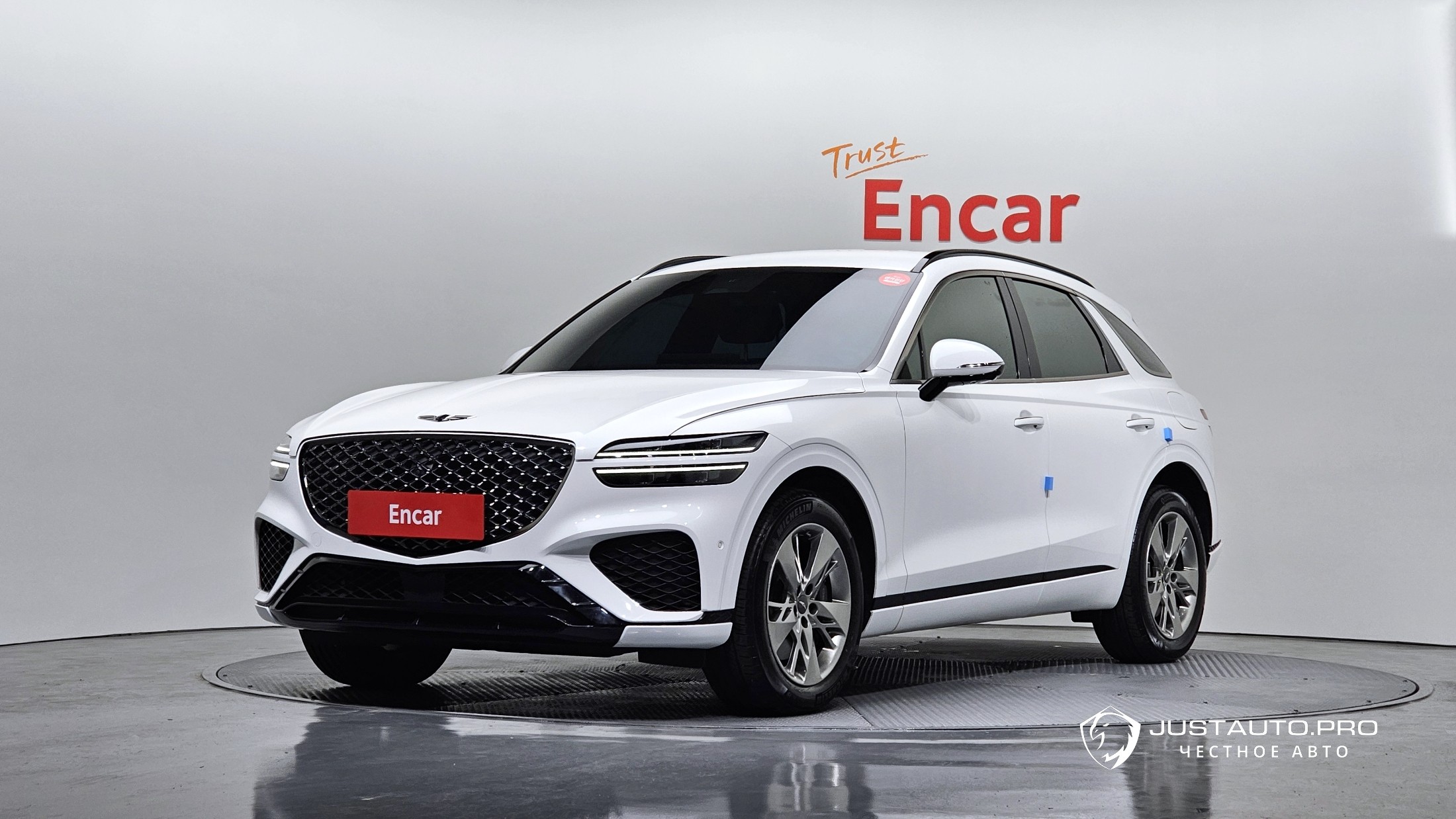 Автомобиль Genesis GV70