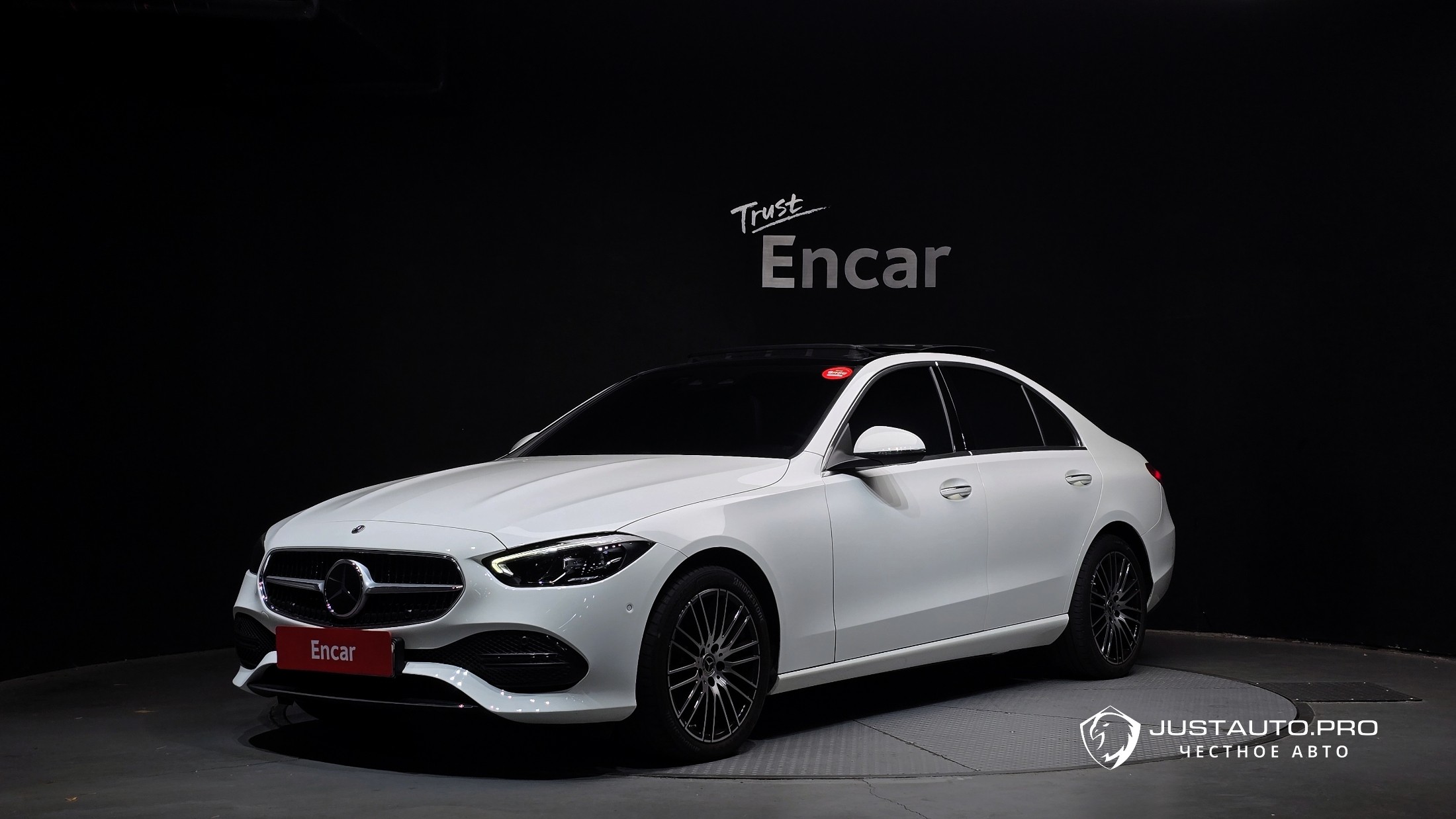 Автомобиль Mercedes-Benz C-Class