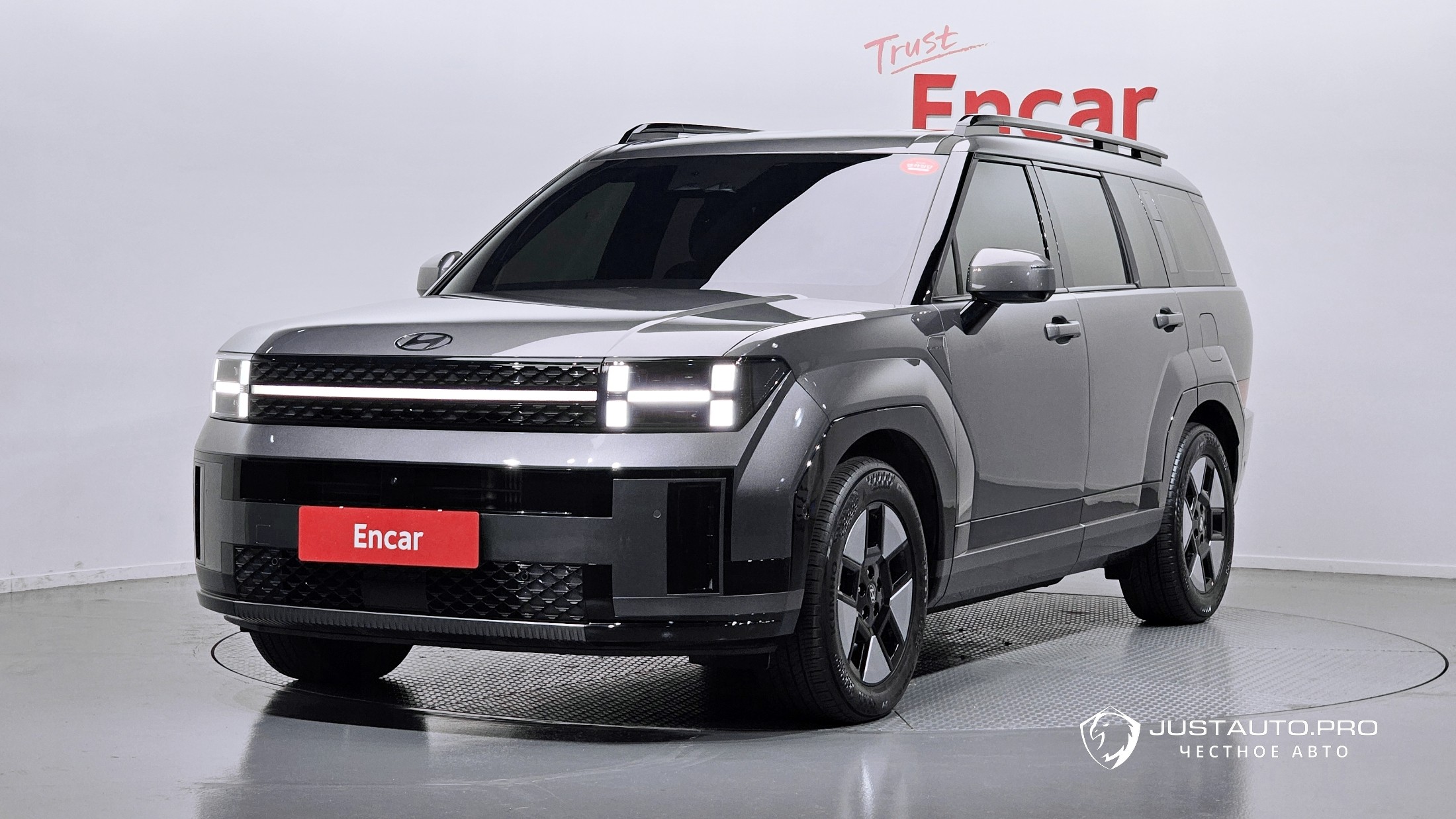 Автомобиль Hyundai Santafe