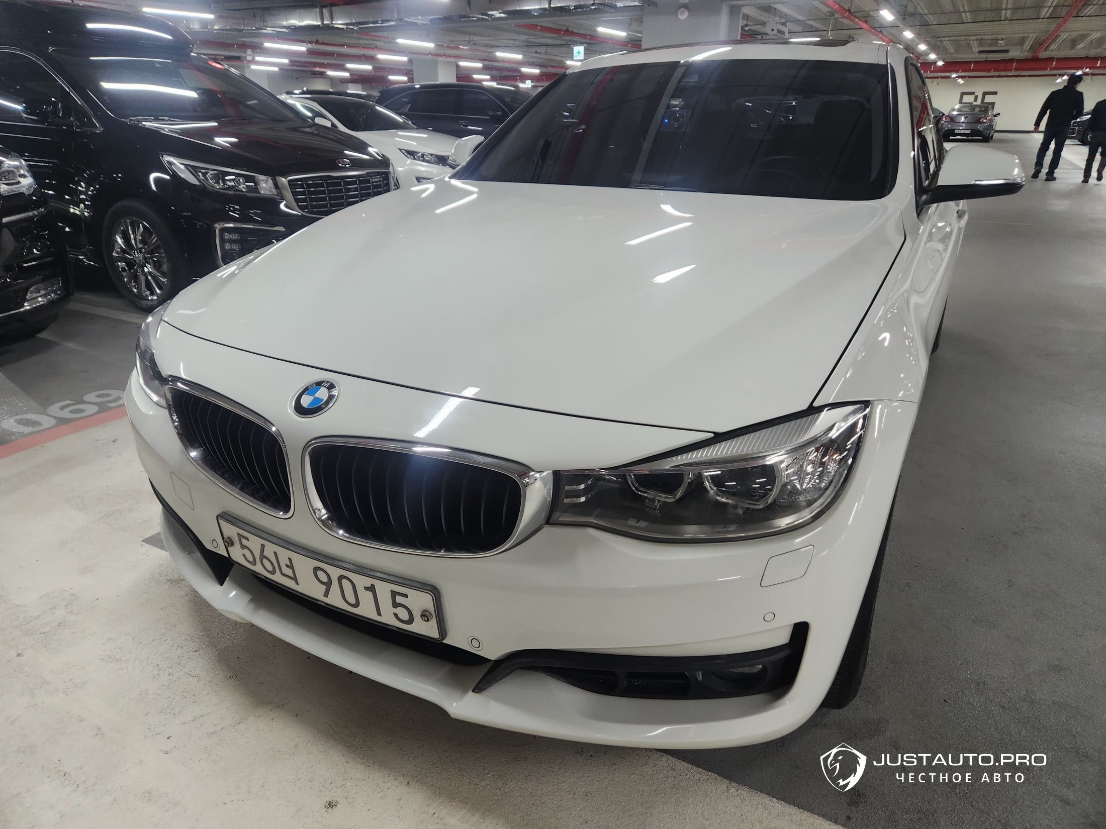 Автомобиль BMW Gran Turismo