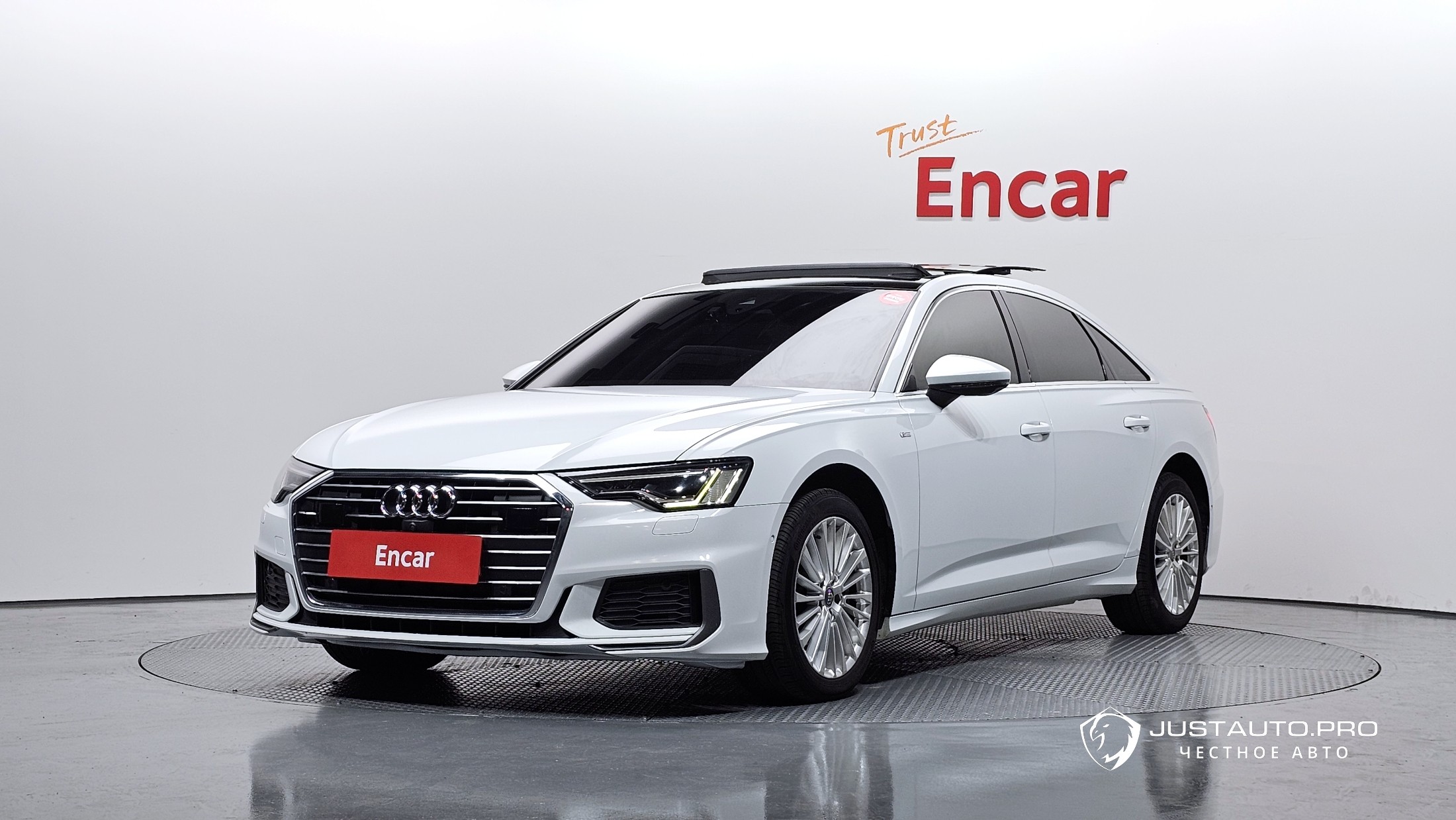 Автомобиль Audi A6