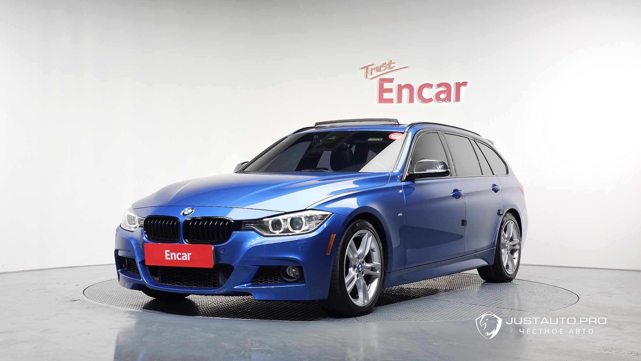 Автомобиль BMW 3-Series