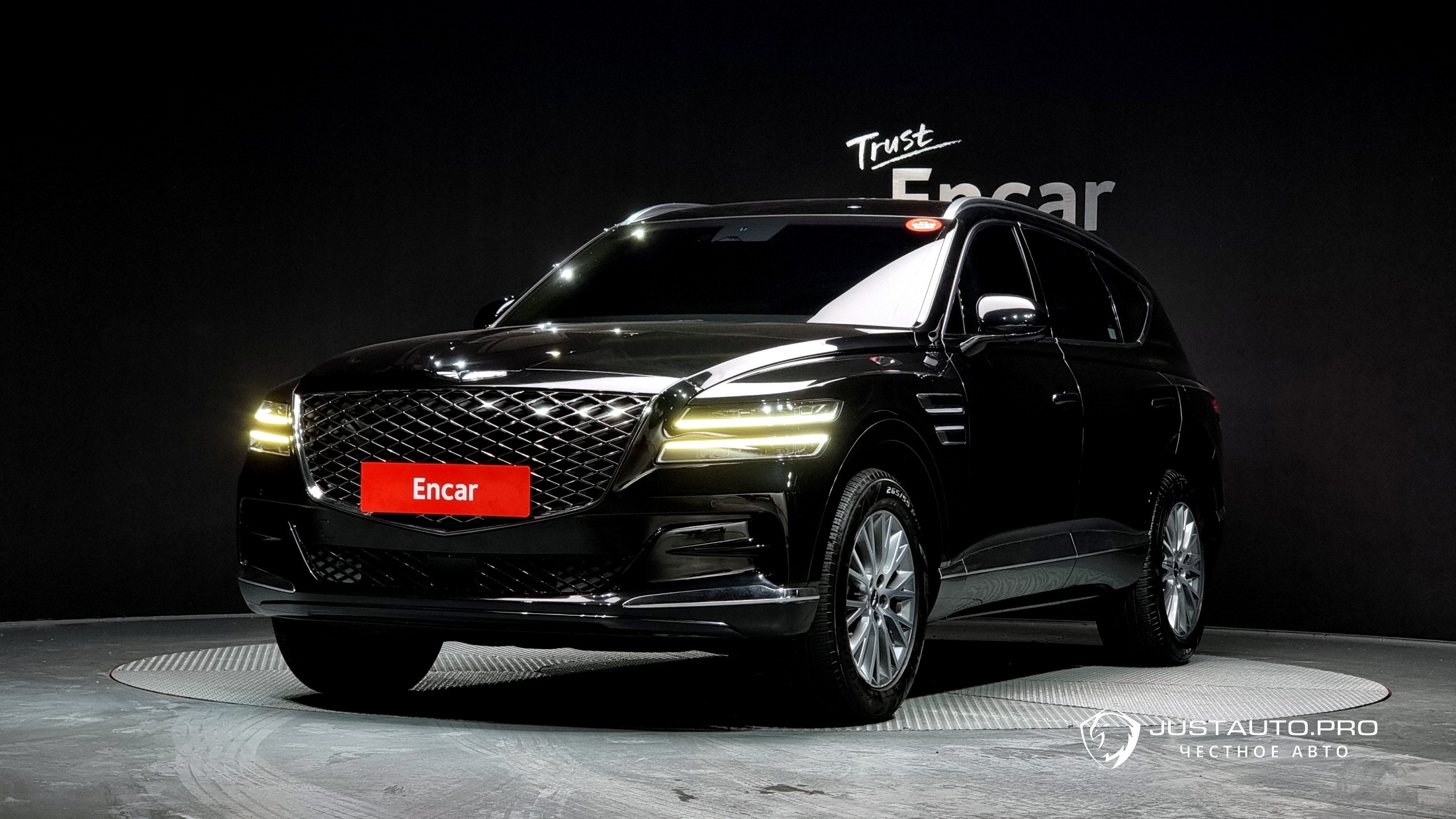 Автомобиль Genesis GV80