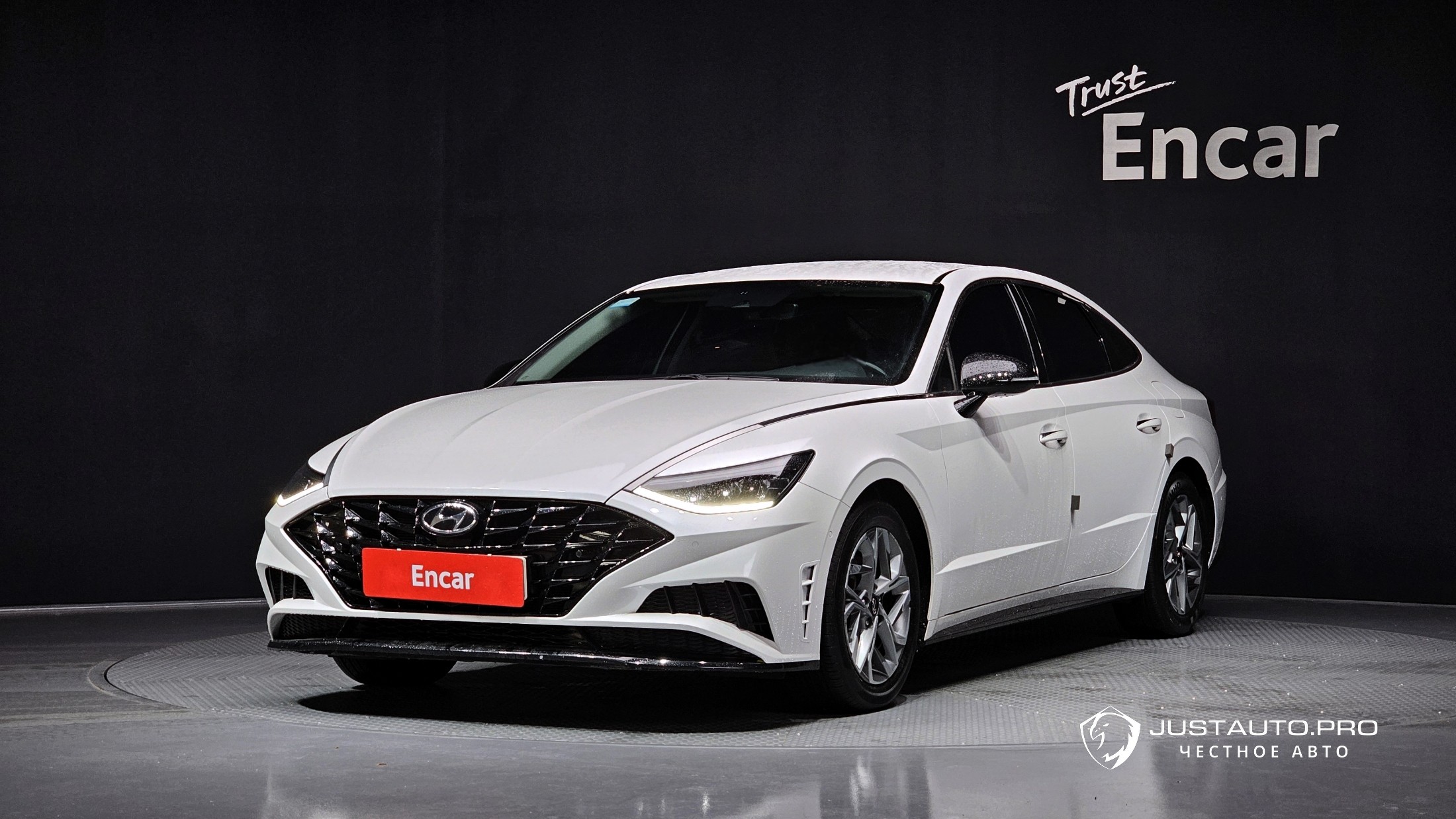 Автомобиль Hyundai Sonata