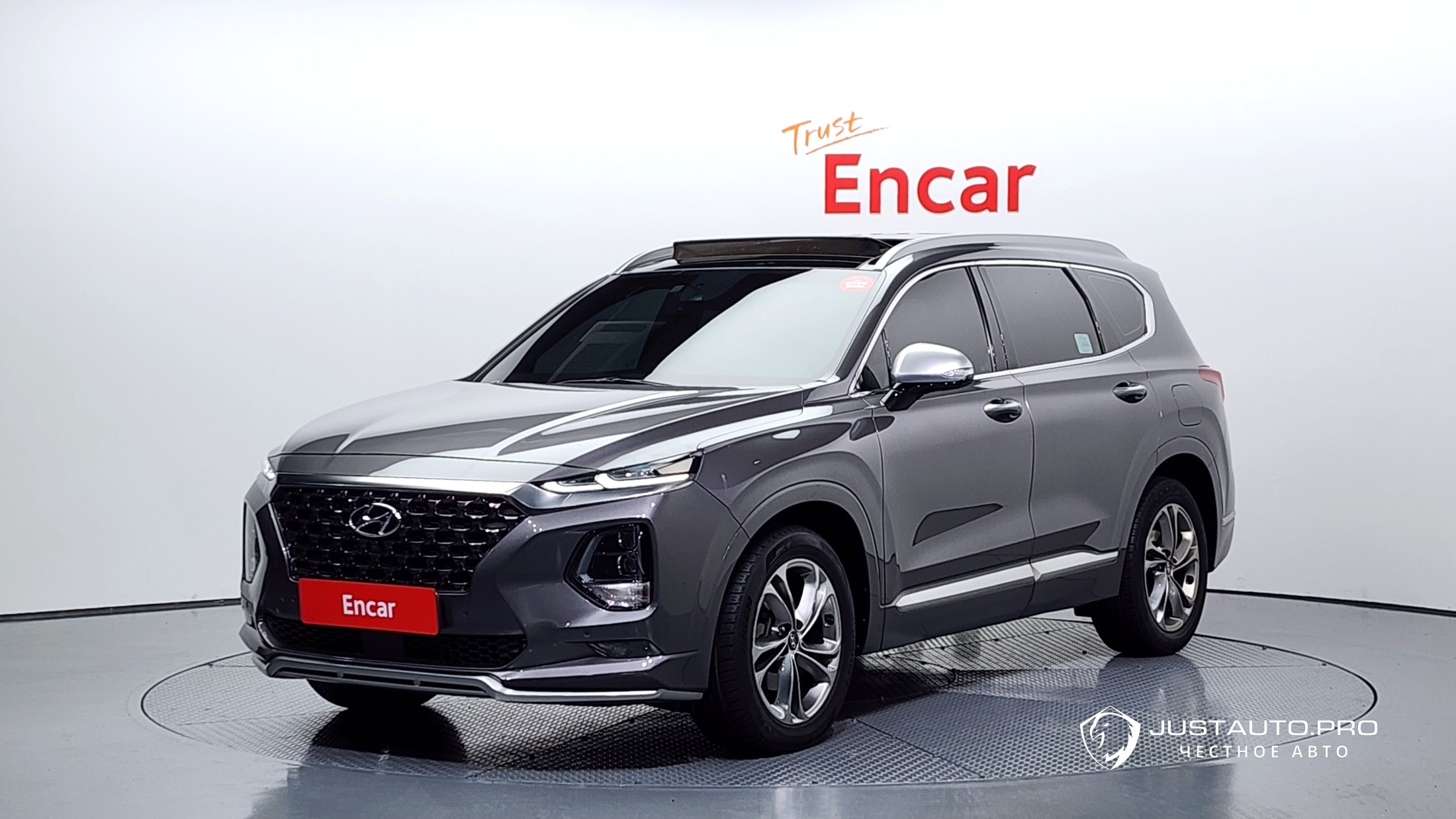 Автомобиль Hyundai Santafe