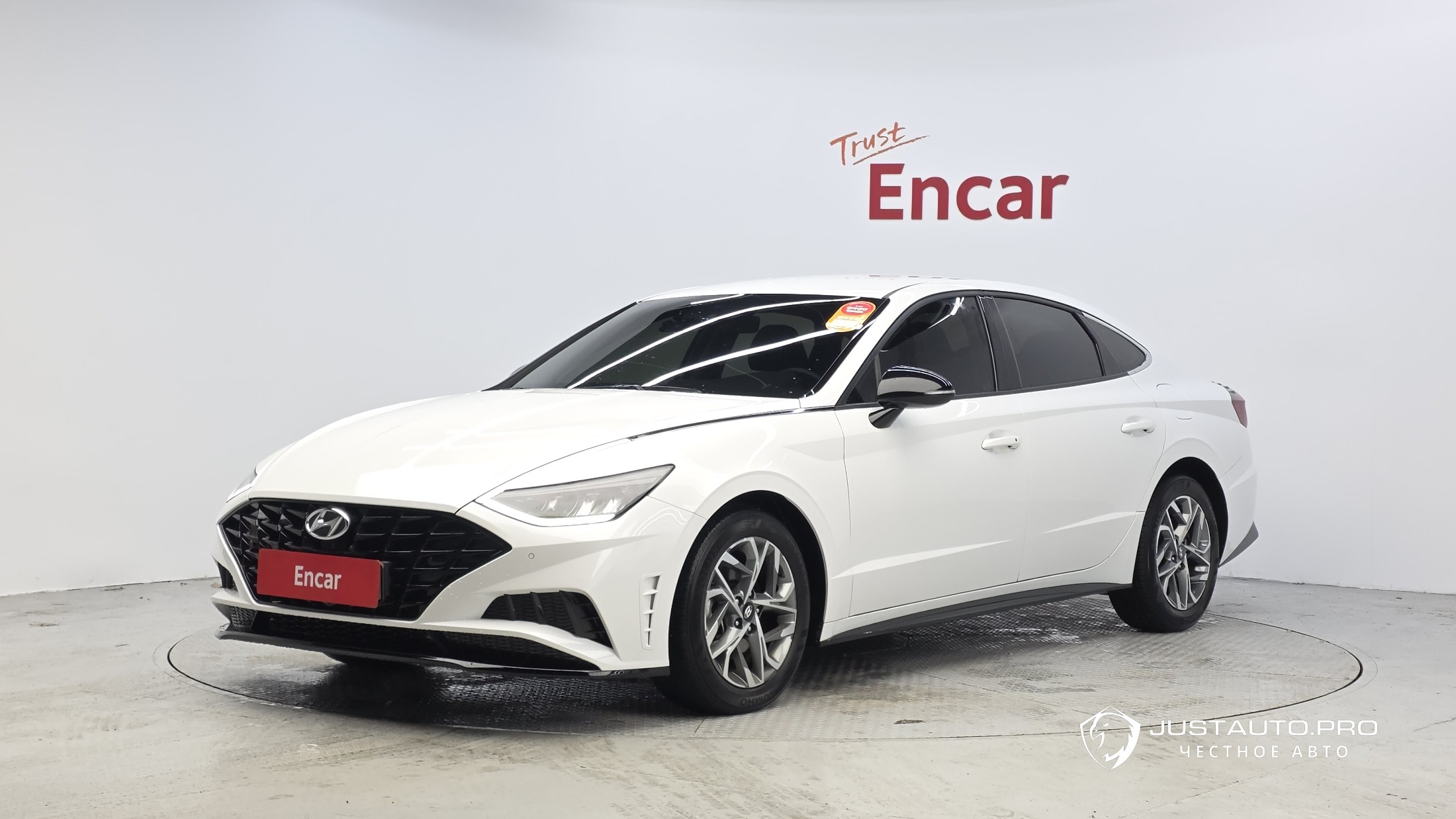 Автомобиль Hyundai Sonata