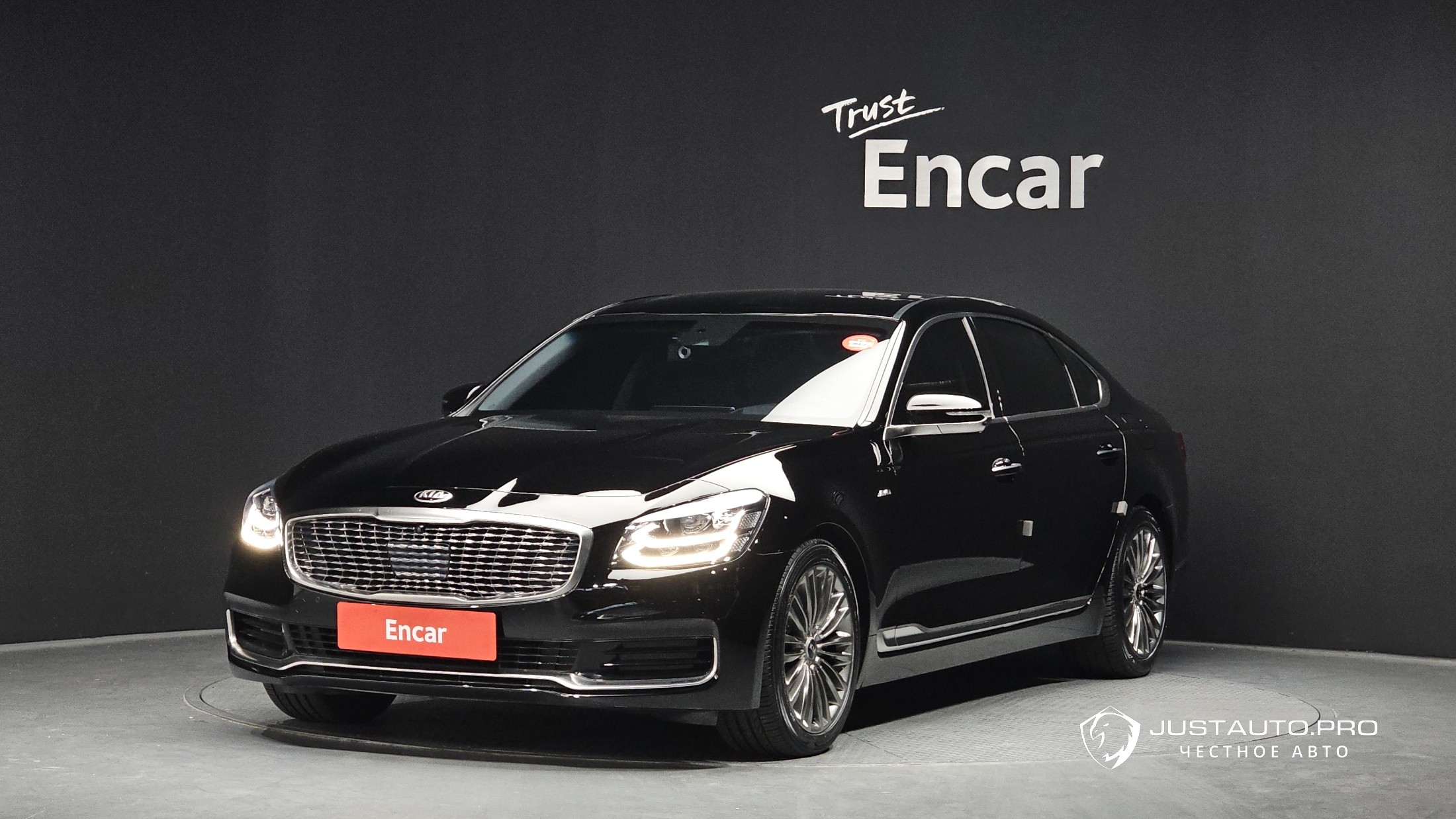 Автомобиль Kia K9