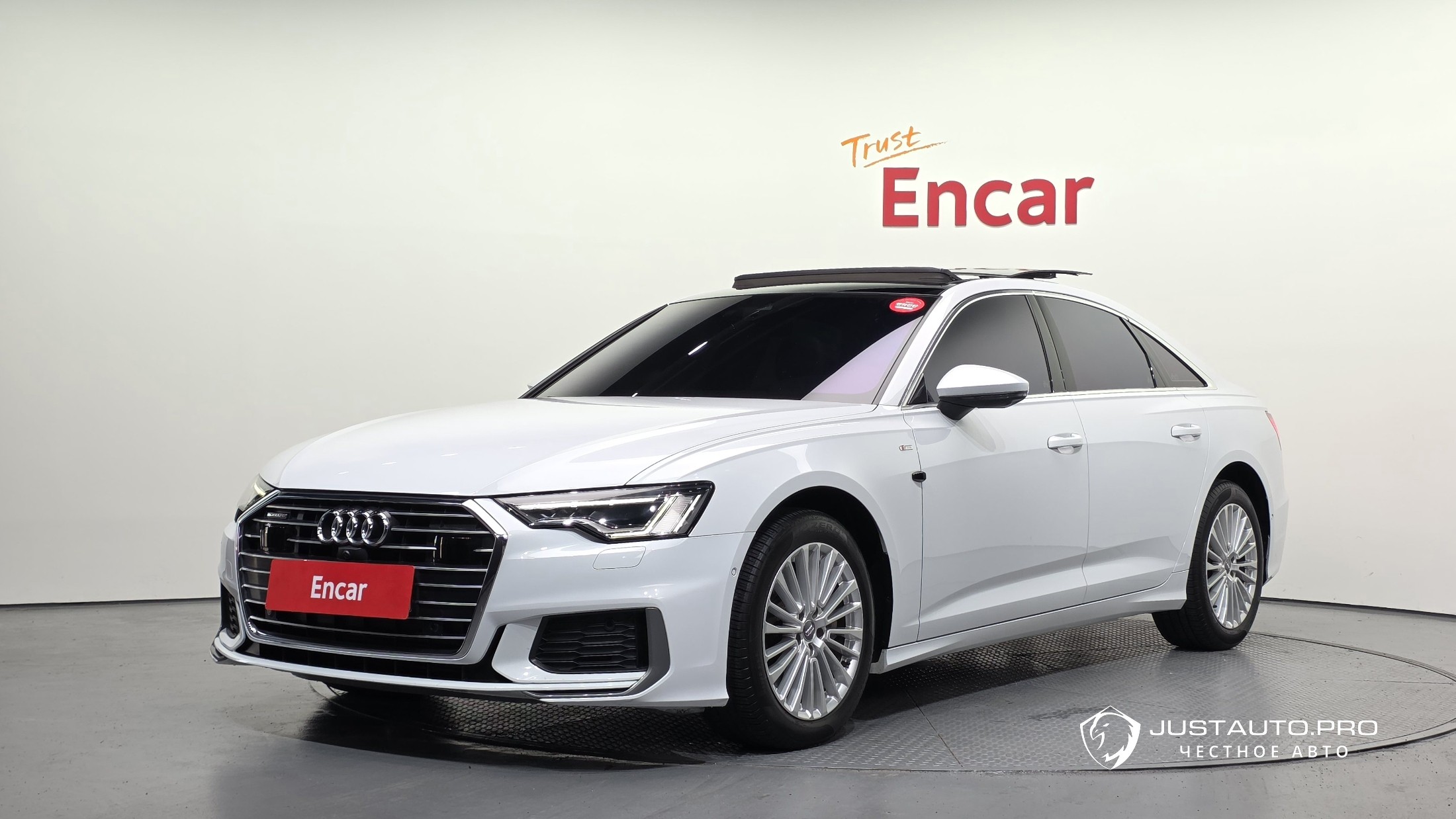 Автомобиль Audi A6