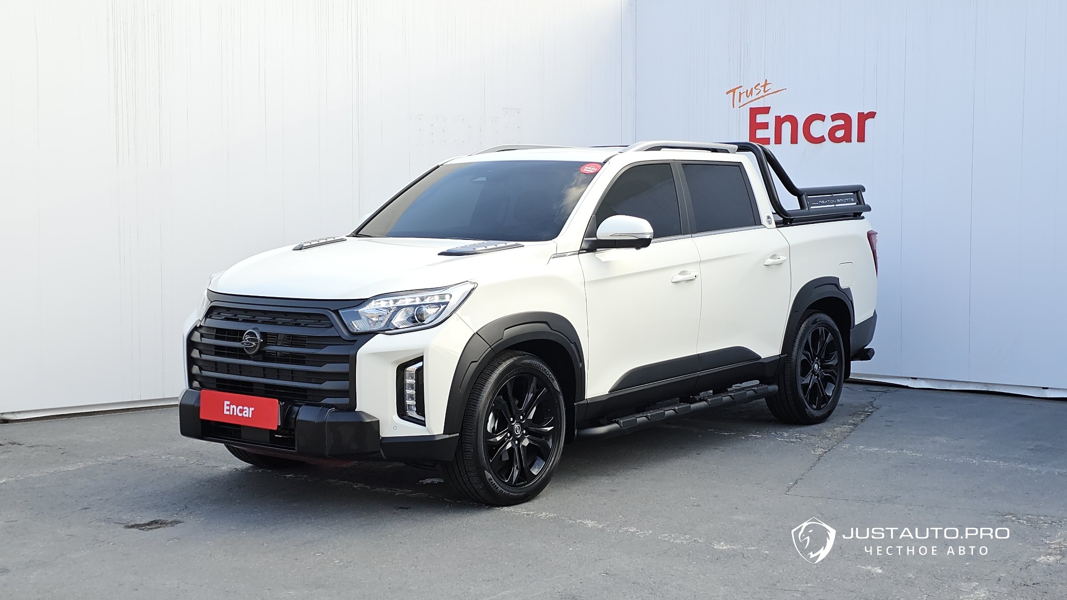 Автомобиль KG_Mobility_Ssangyong Rexton