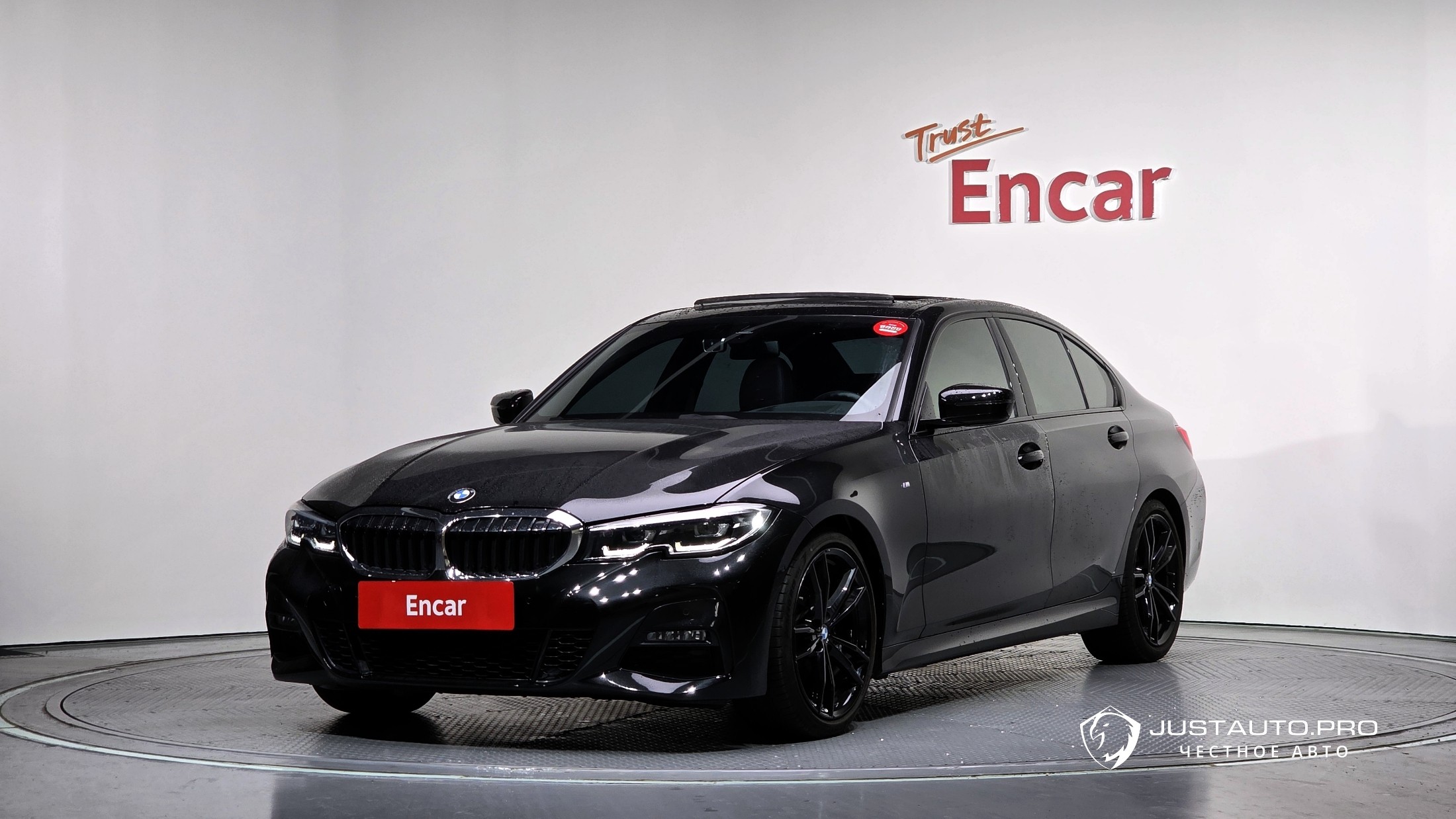 Автомобиль BMW 3-Series