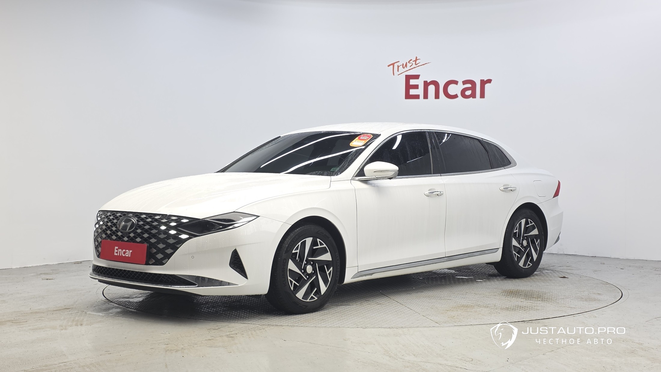 Автомобиль Hyundai Grandeur