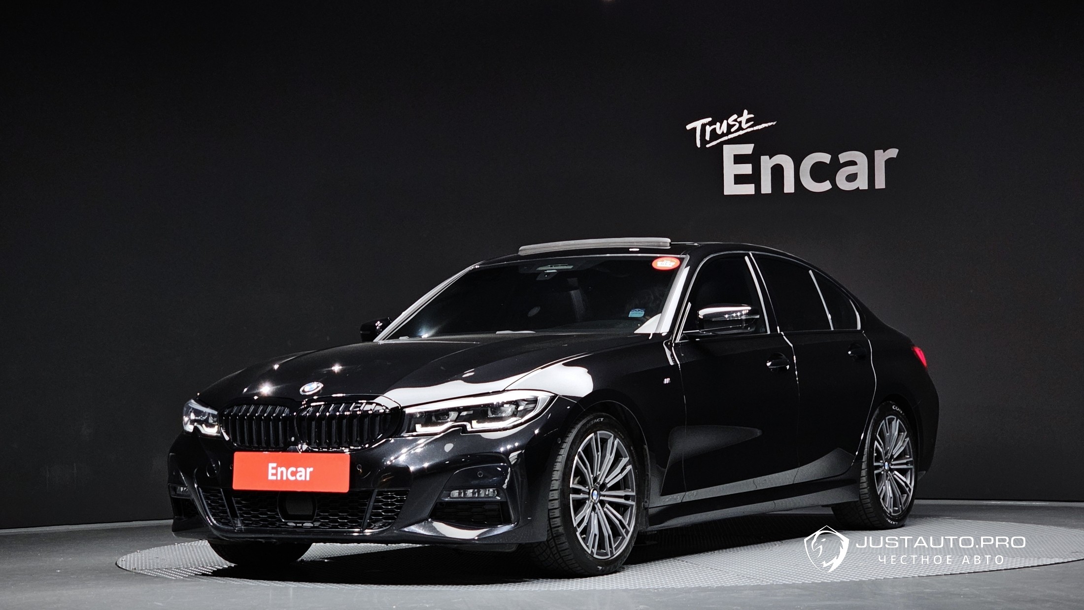 Автомобиль BMW 3-Series