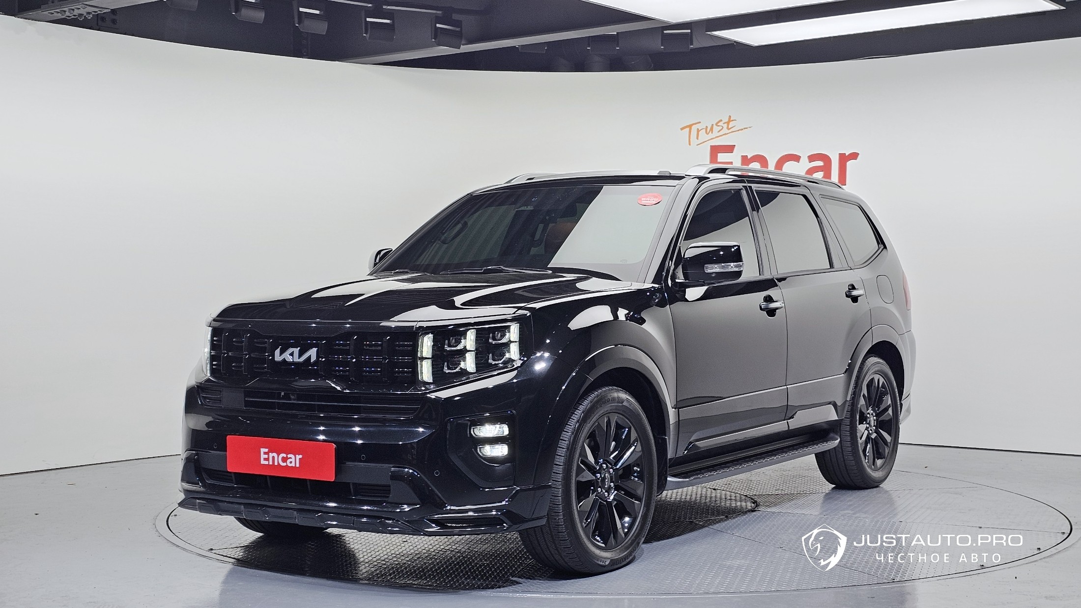 Автомобиль Kia Mohave