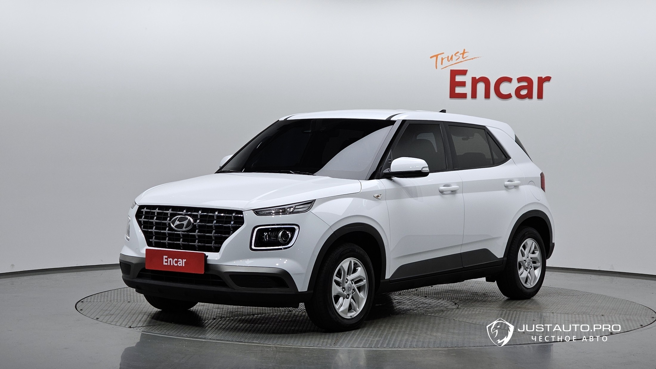 Автомобиль Hyundai Venue