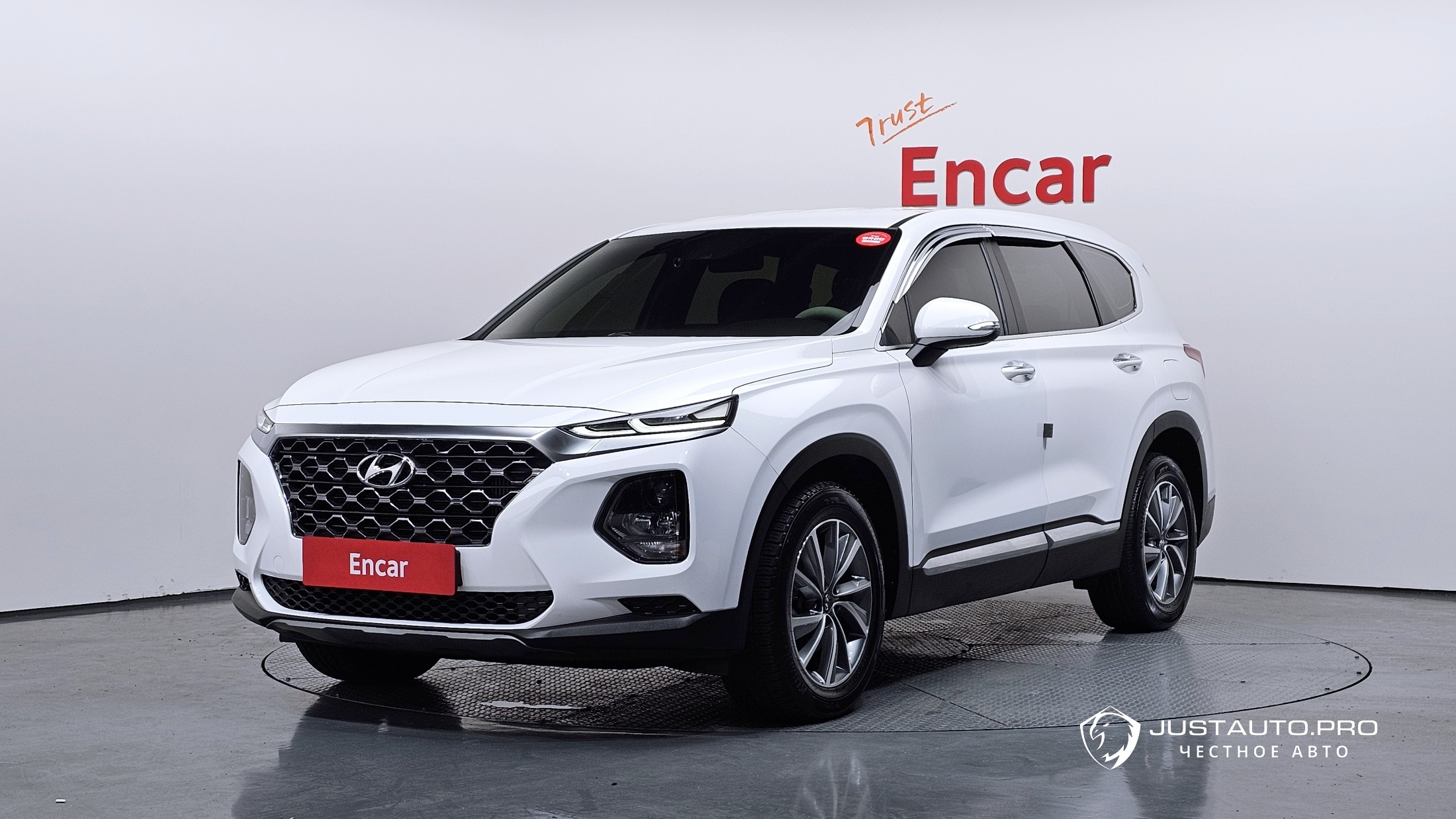 Автомобиль Hyundai Santafe