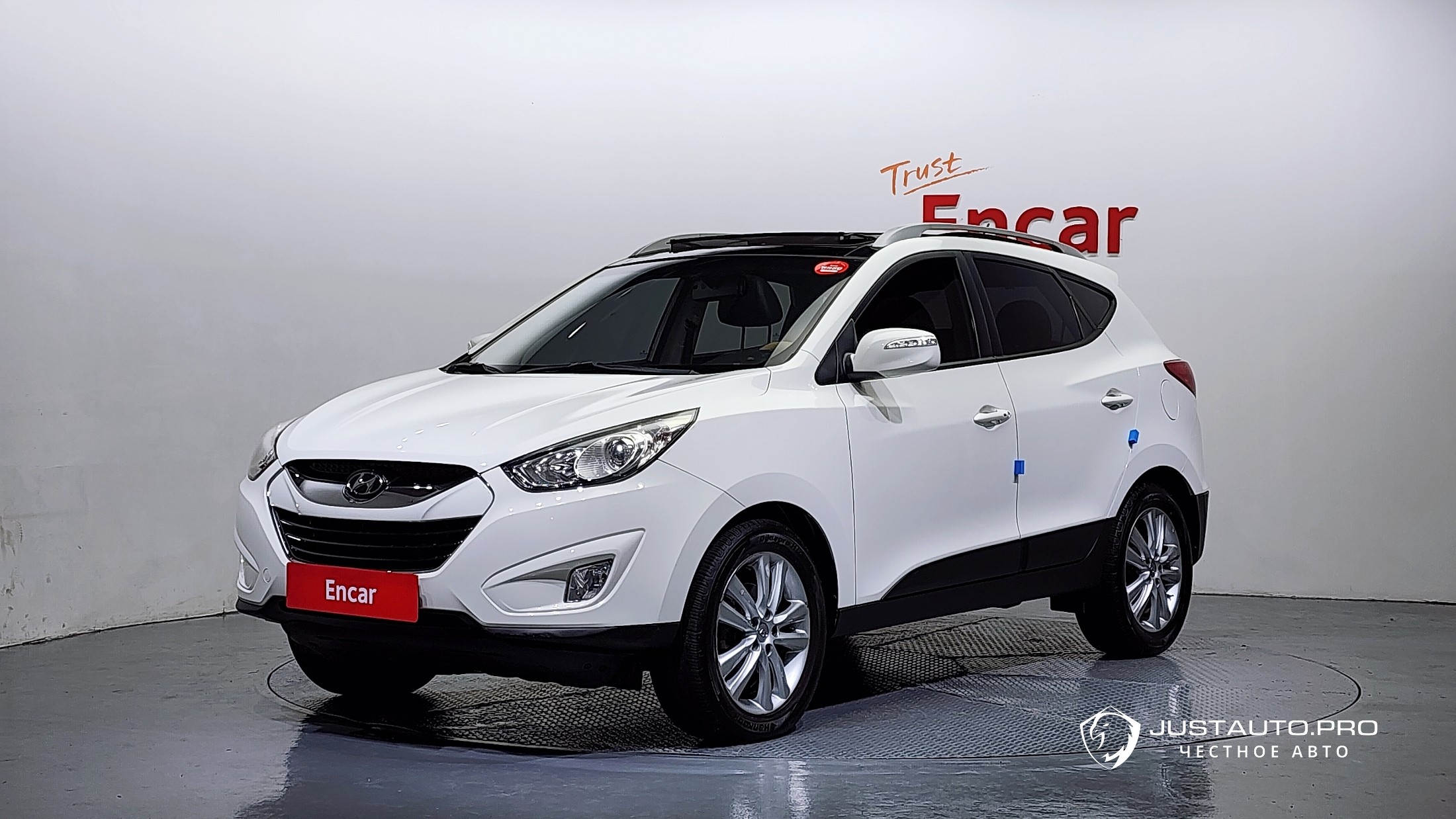 Автомобиль Hyundai Tucson