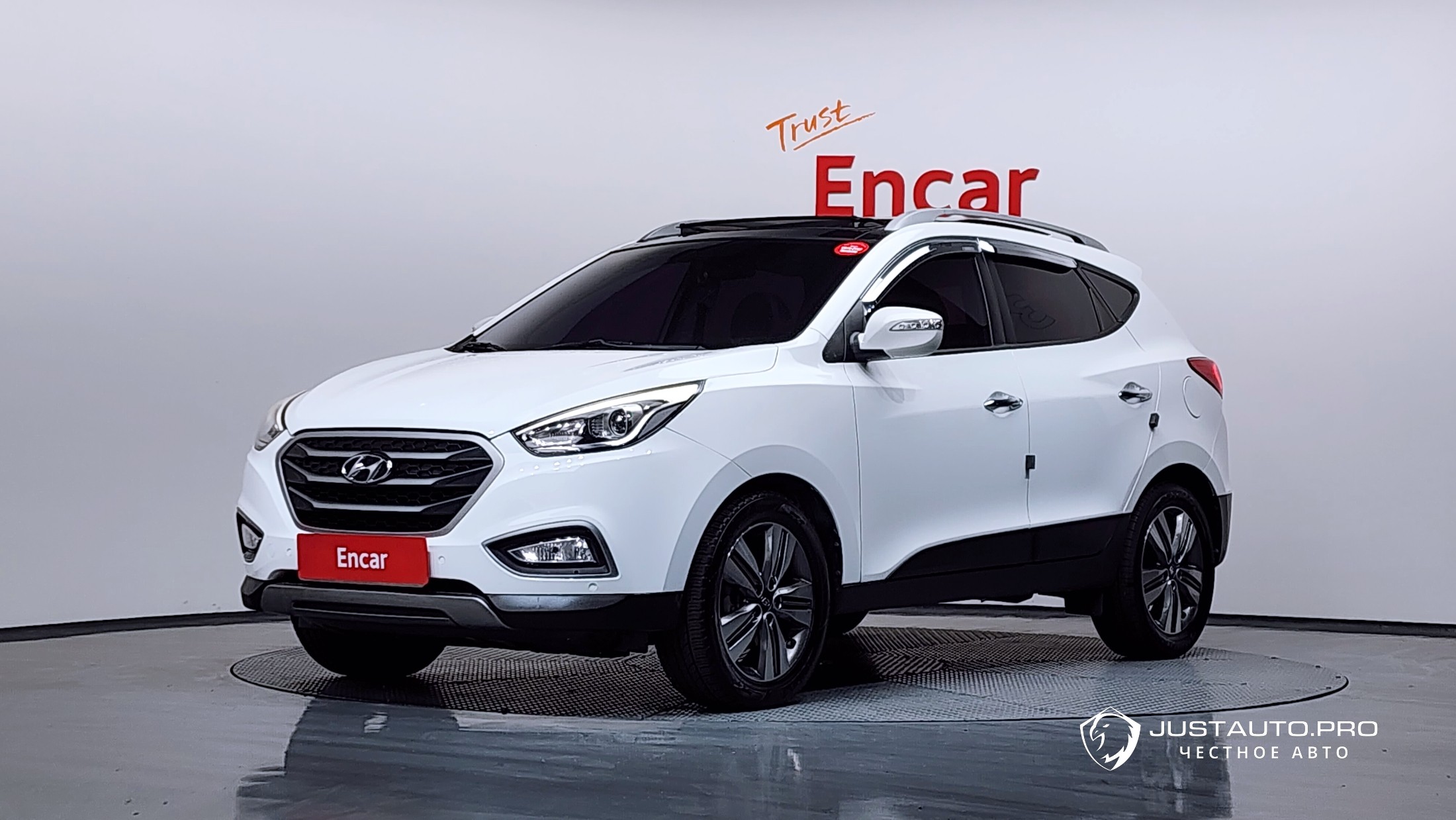 Автомобиль Hyundai Tucson