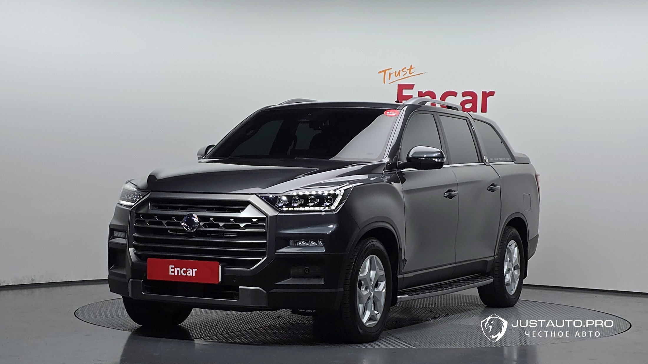 Автомобиль KG_Mobility_Ssangyong Rexton