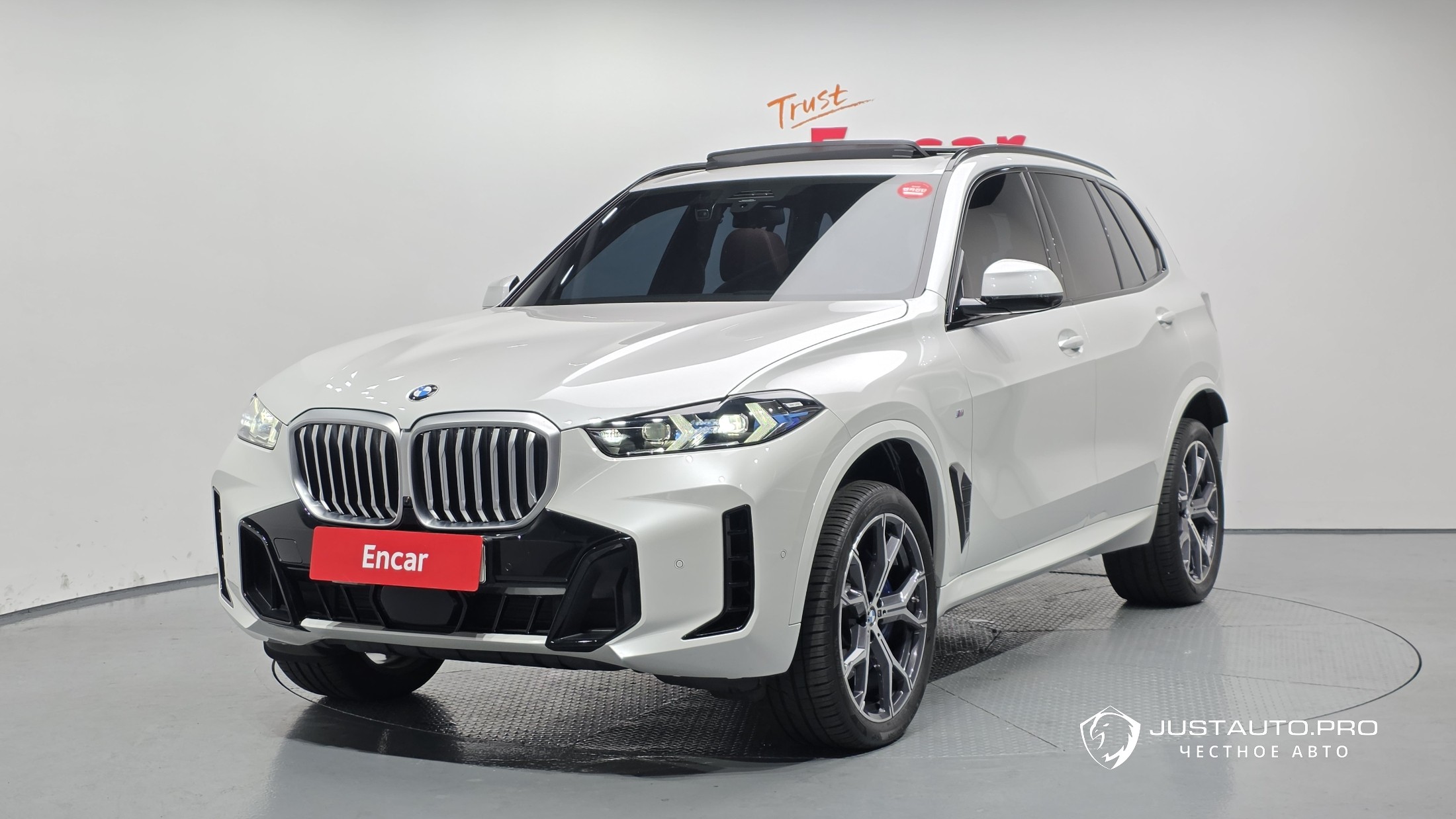 Автомобиль BMW X5